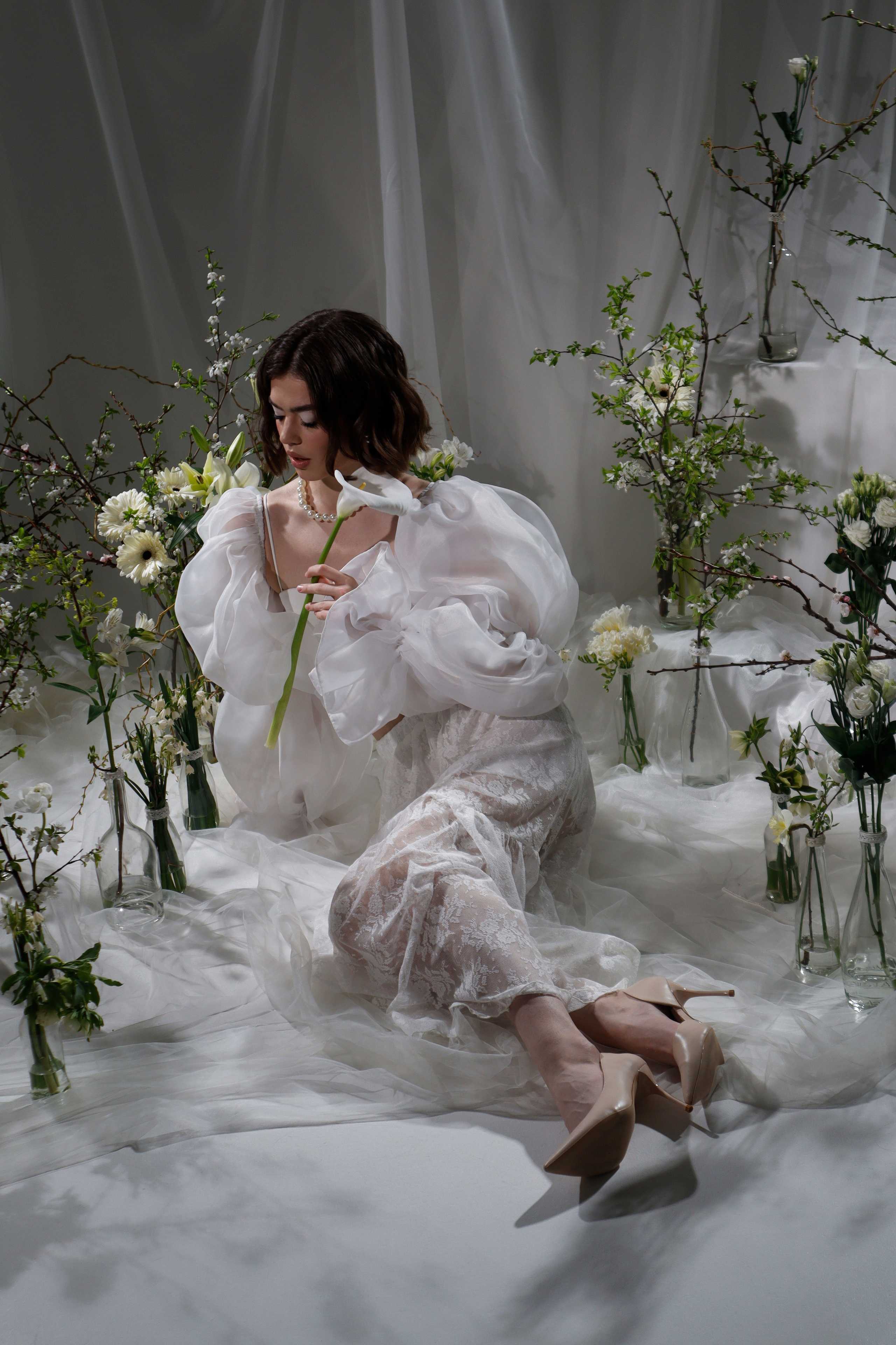 Фотосессии в студии. Я — фотограф, который помогает запечатлеть самые важные моменты вашей жизни!