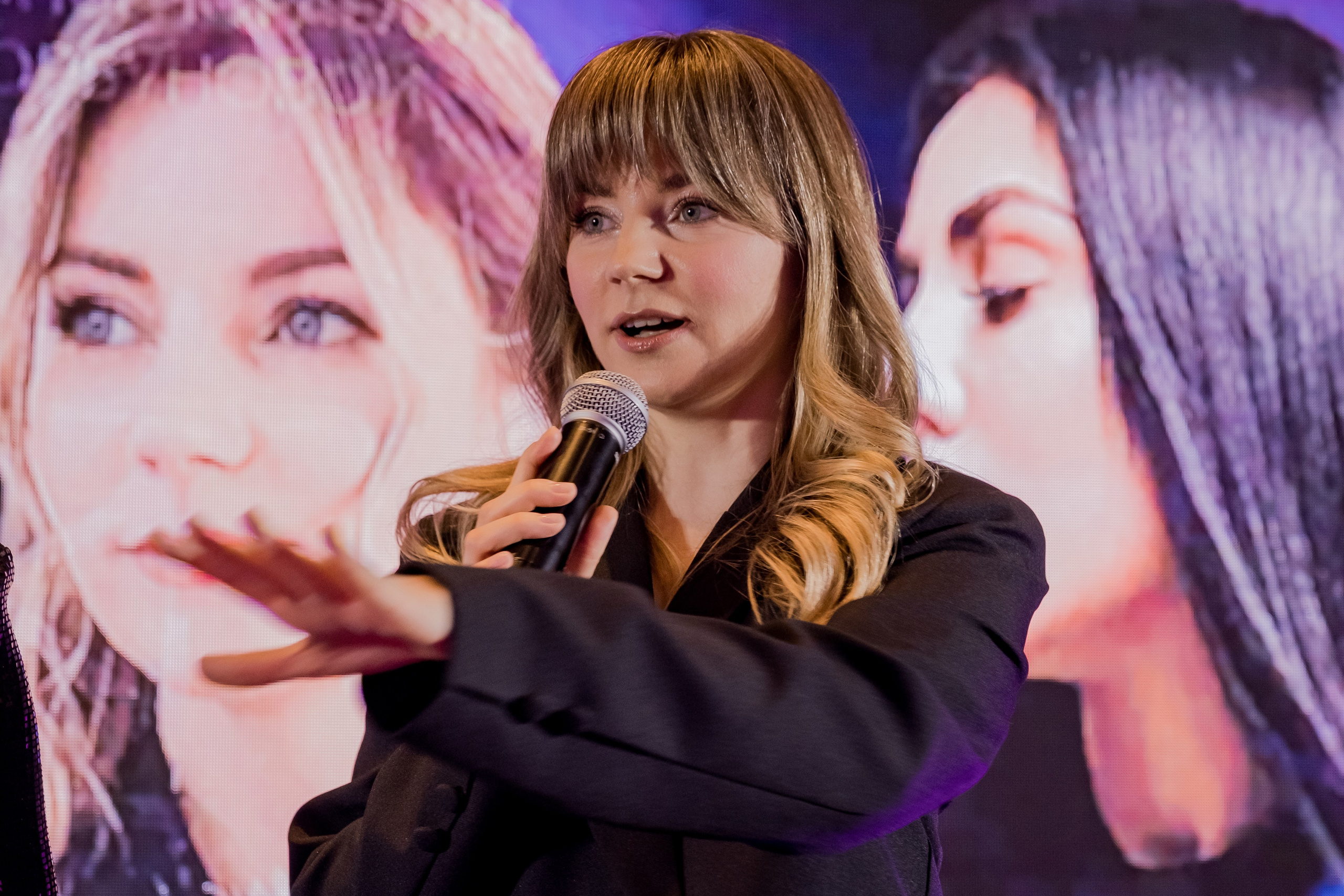 Выпускной онлайн-школы Шушанны Исраелян совместно с Анной Горбуновой. Репортажный фотограф Анастасия Ащепкова