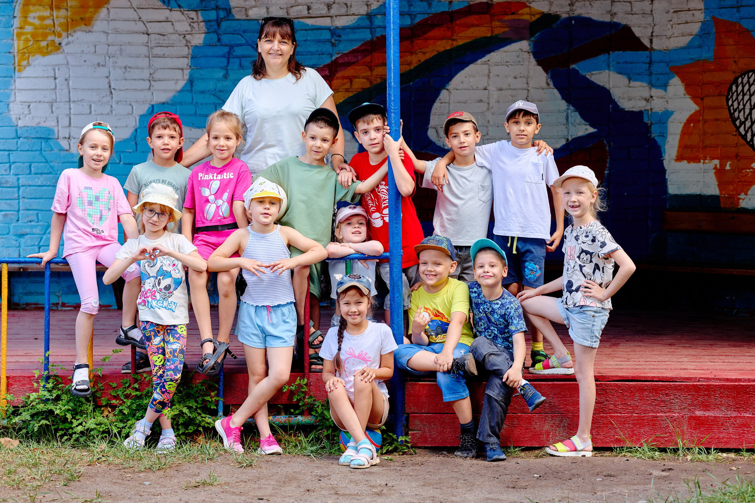 Пример летней съемки в детском саду № 92 Старшая группа Радуга. Фотограф Выпускные альбомы Таганрог Сергей Коробченко