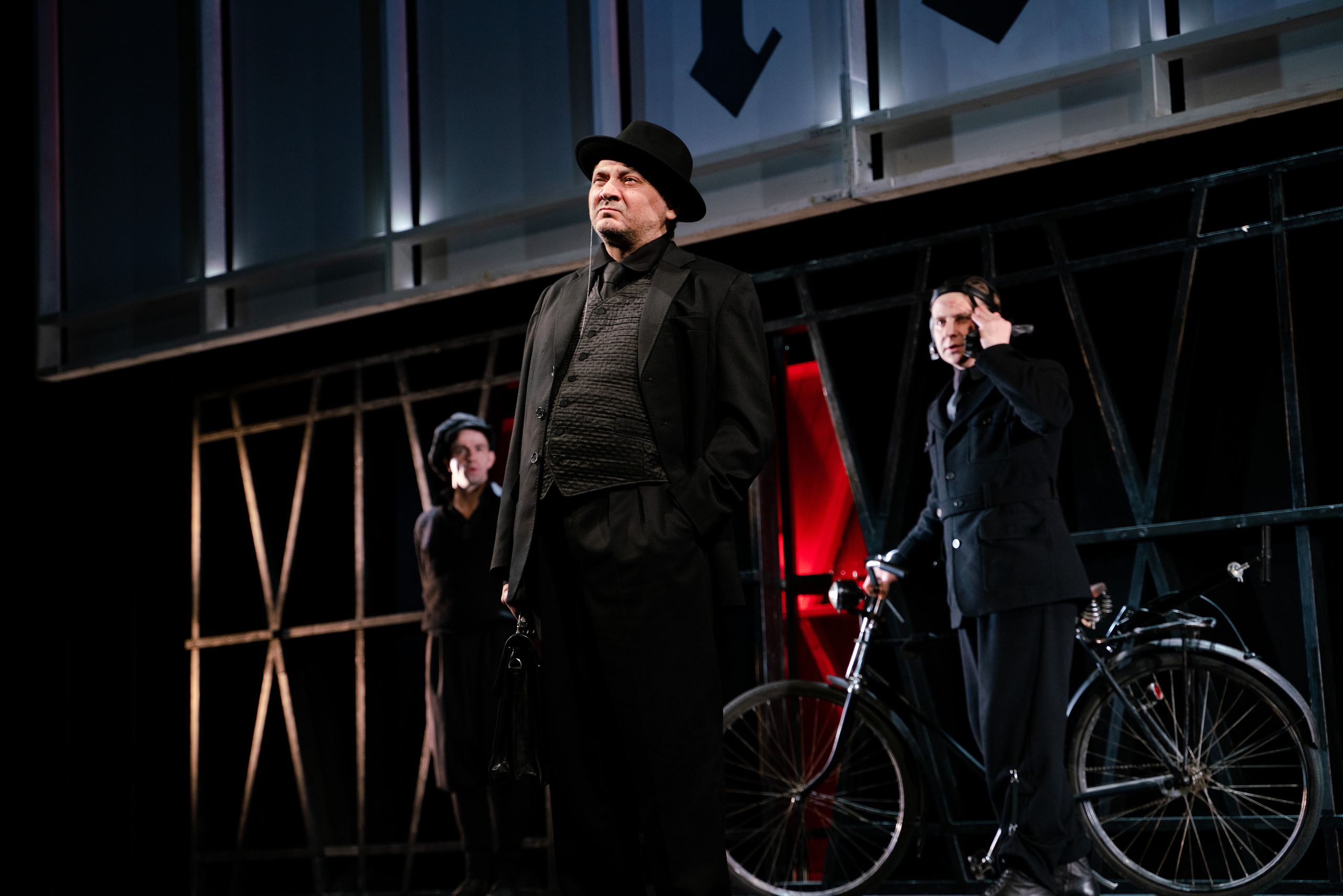 Двадцать третий | Мастерская Петра Фоменко. Фотограф репортаж портреты