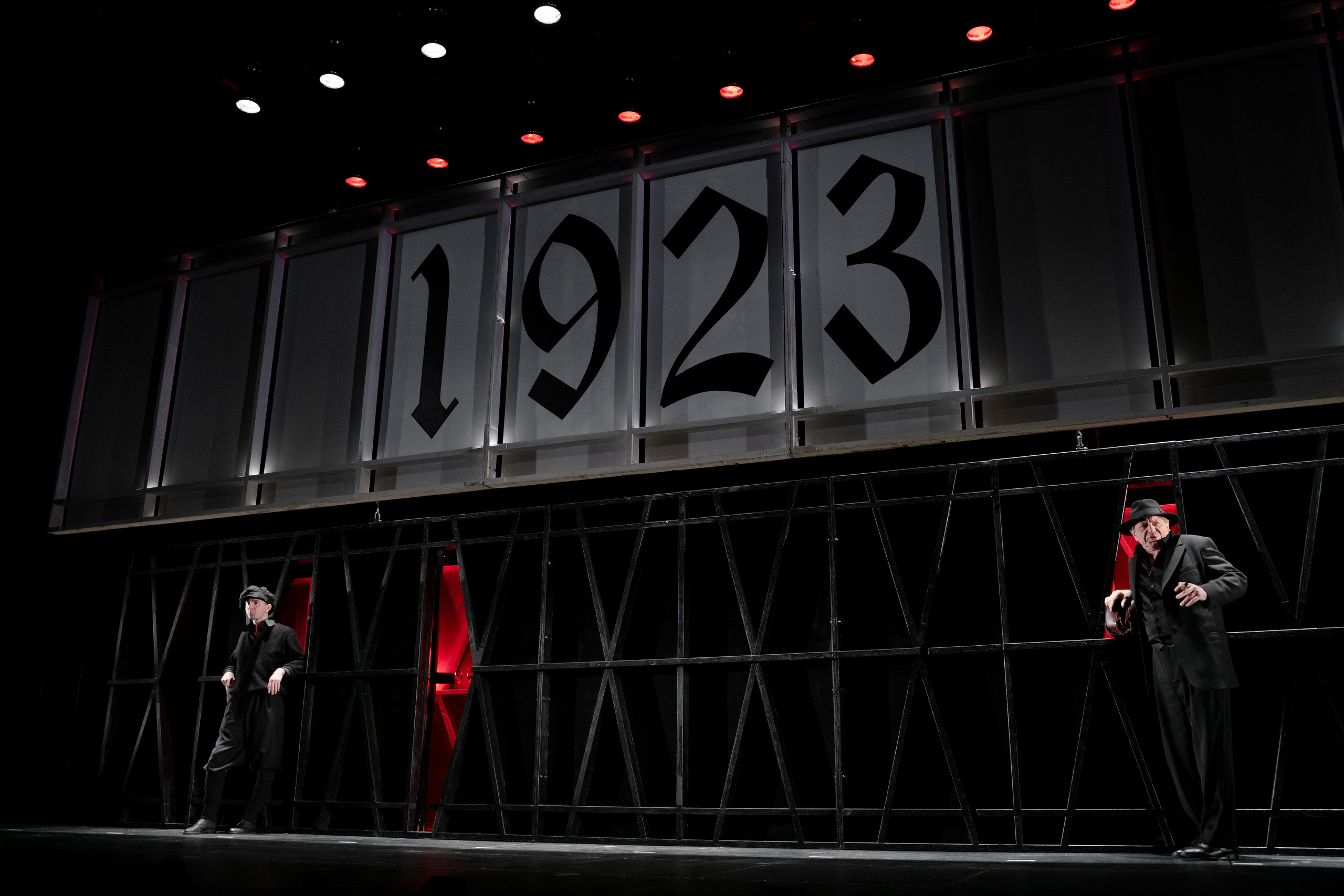 Двадцать третий | Мастерская Петра Фоменко. Фотограф репортаж портреты