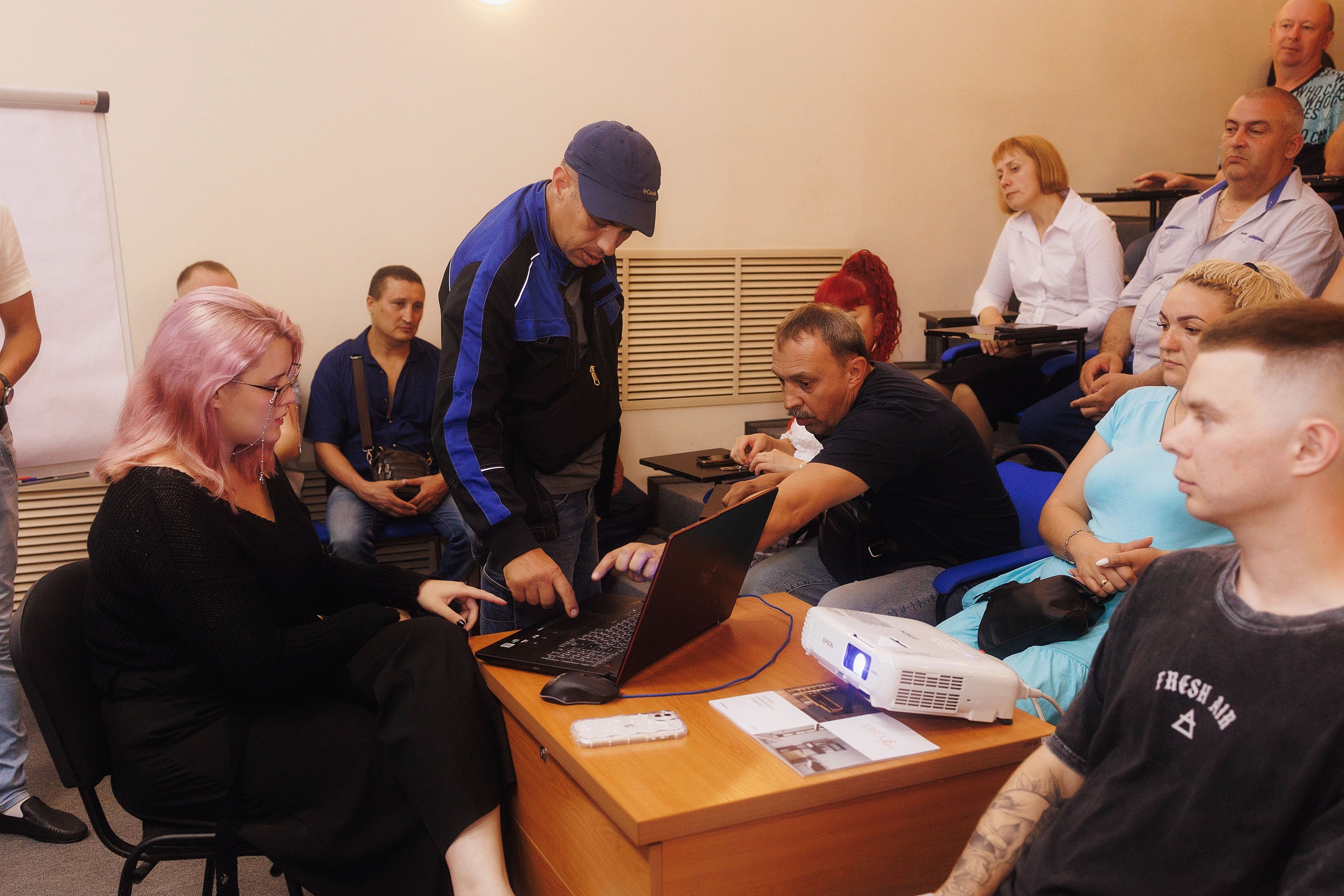 Лучший водитель троллейбуса России — 2024. Портретный и репортажный фотограф в Чебоксарах Андриян Чаркин