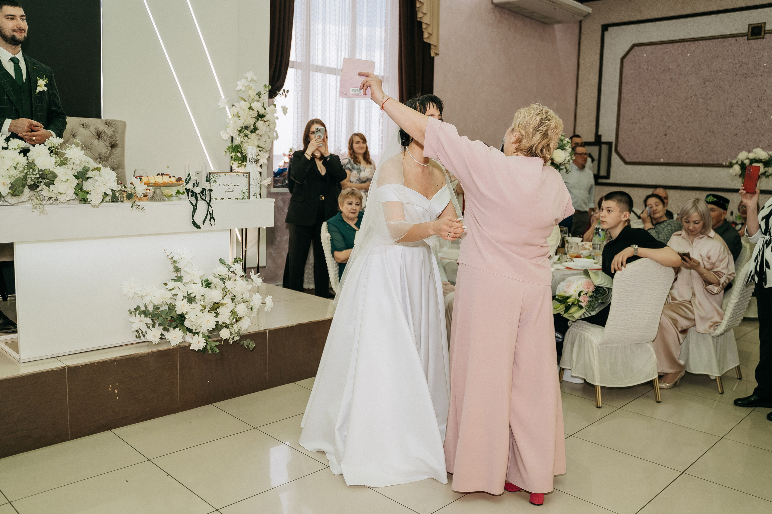 Денис и Эльвина. Свадебный семейный фотограф Ксения Божко Уфа Раевка никах в Нарыстау