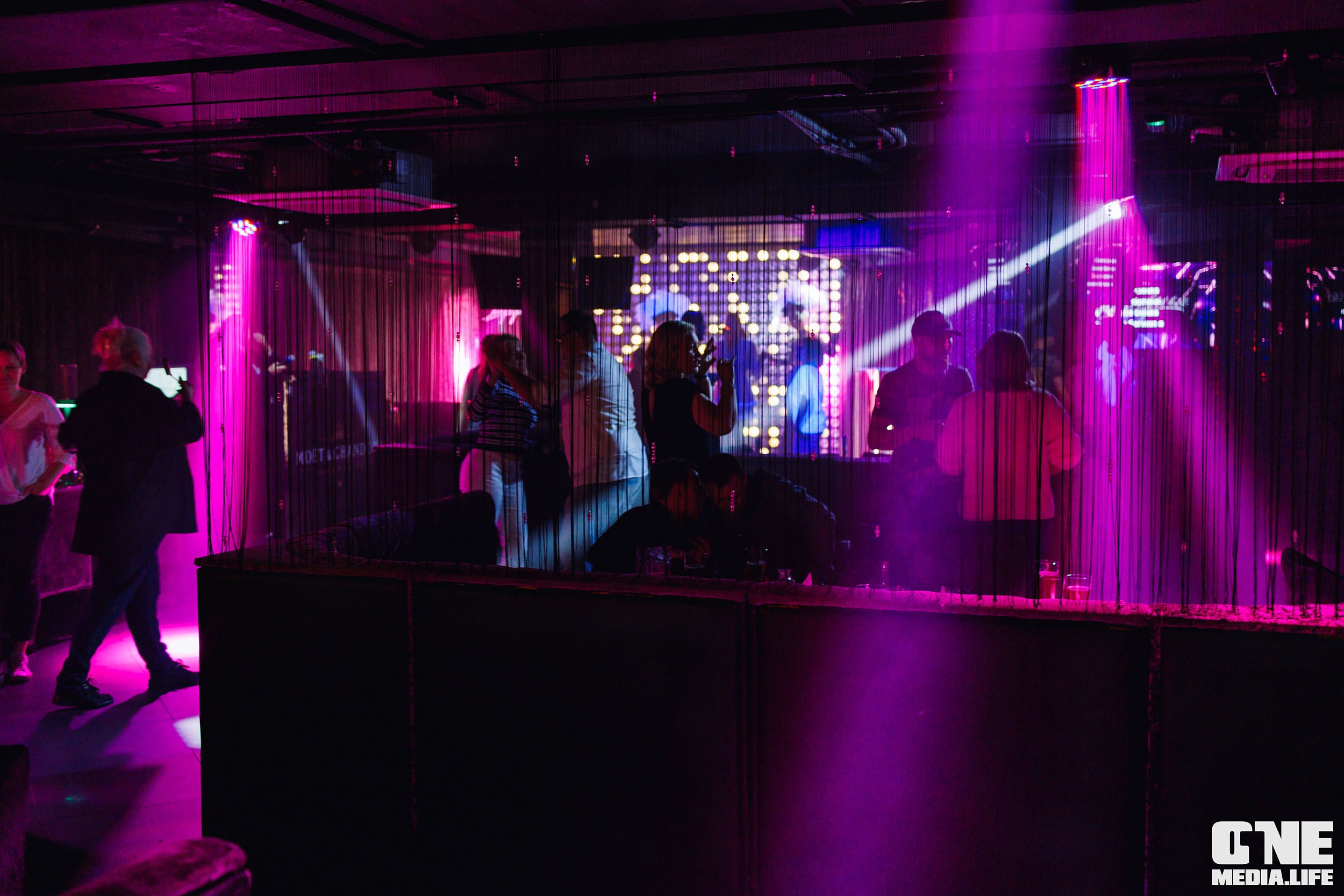 Фоторепортаж из караоке-клуба Эйфория. One Media Life: фоторепортажи, фотоотчеты с мероприятий и заведений