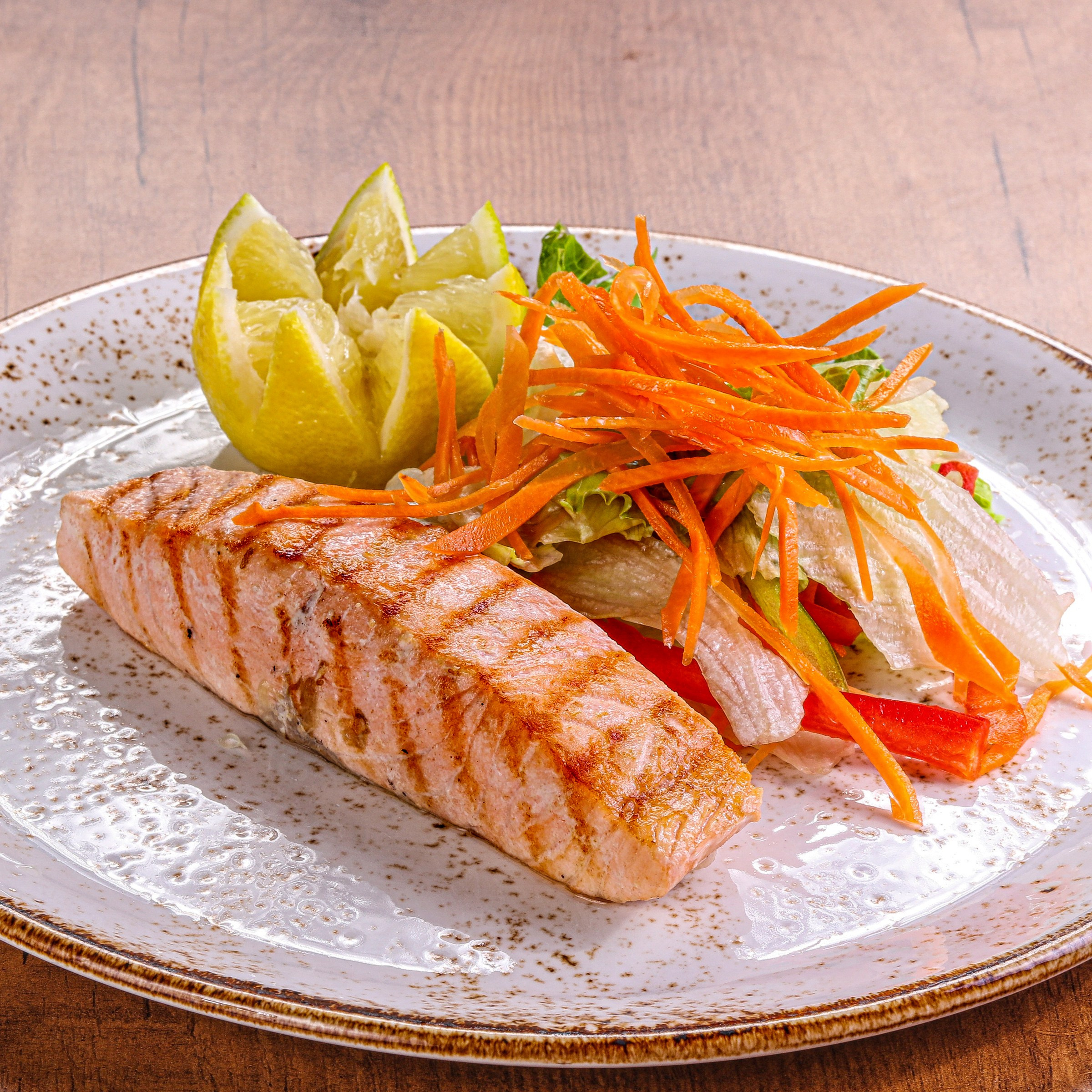 Фотосъемка блюд европейской кухни. Заказ по тел.: +7 (906) 006-90-22. Фуд-фотограф Андрей Старостин — съемка еды в Москве. 9000 руб. в час