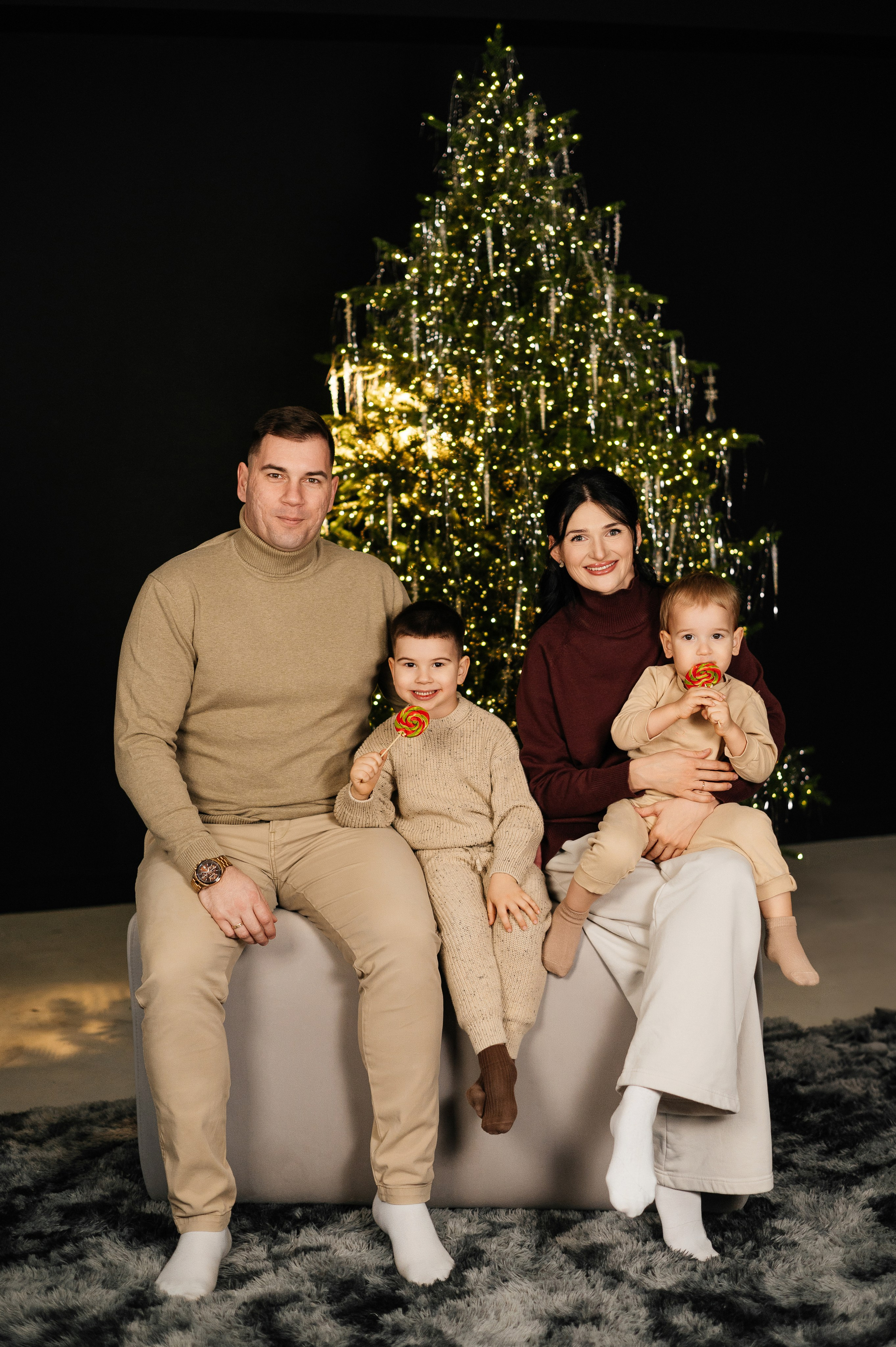 Семейная Новогодняя фотосессия. Свадебный и семейный фотограф Кореновск/Краснодар