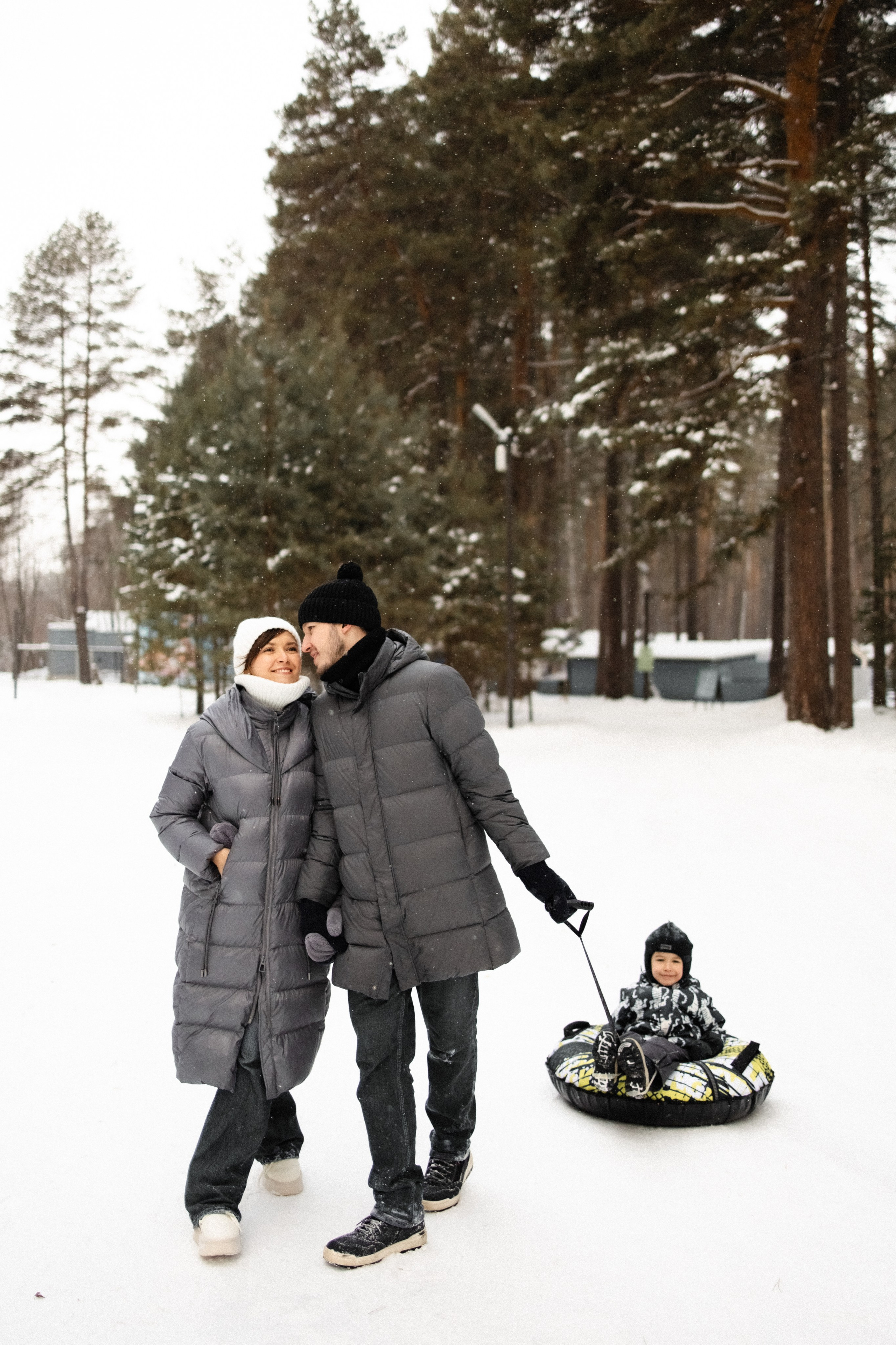 Прогулка в лесу. Свадебный и портретный фотограф в Новосибирске Любовь Исакова