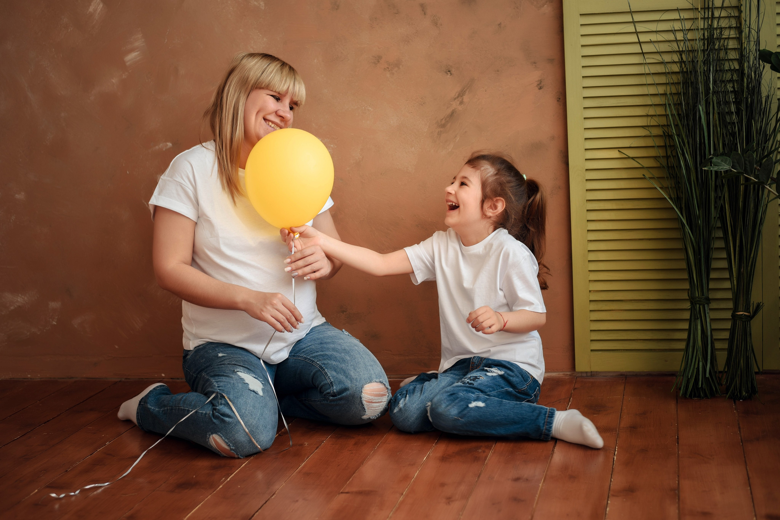 Фотосессия беременности (семейная съемка). Свадебный, семейный, детский, контент фотограф в Омске Максим Ильин