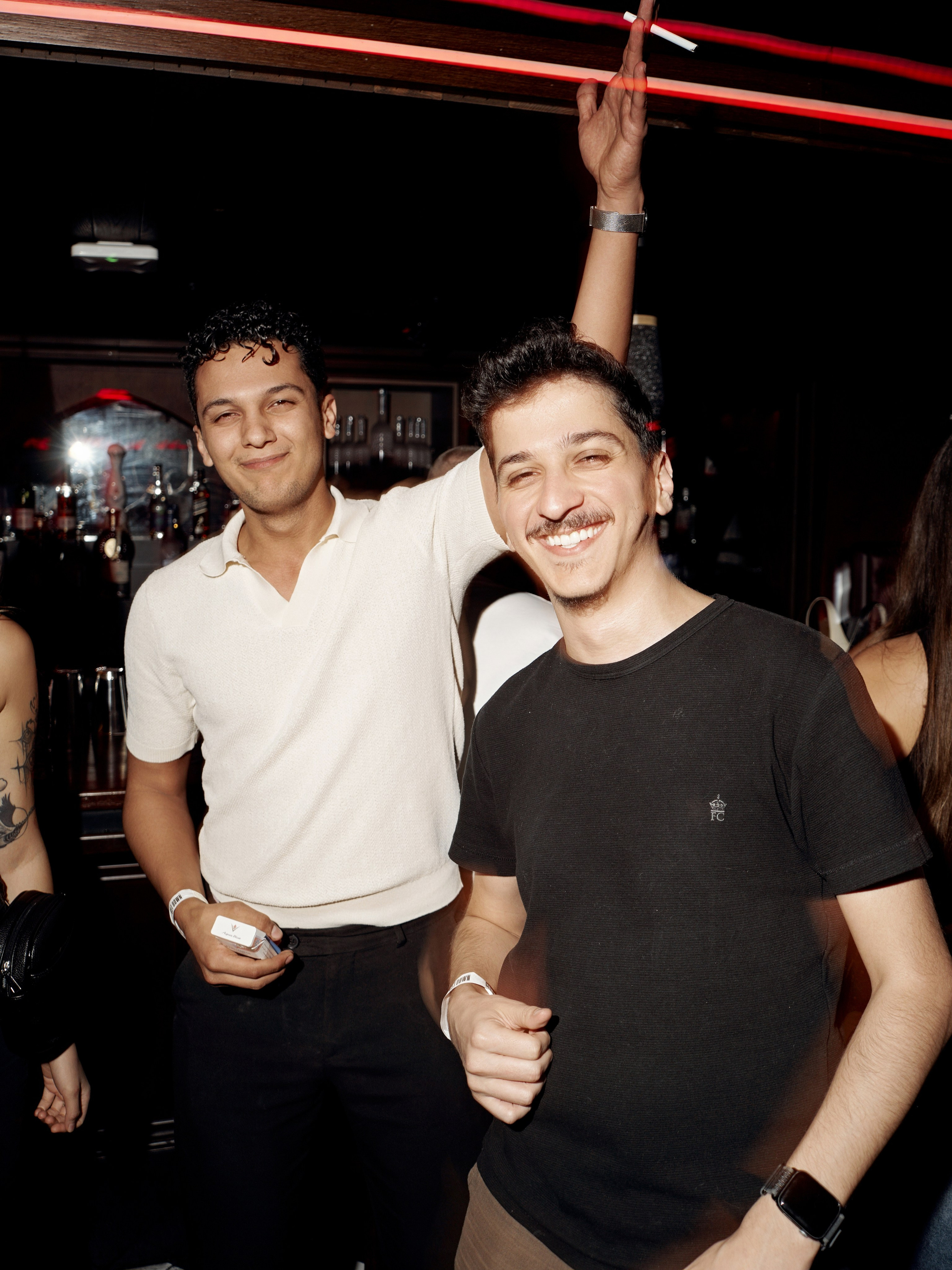 CLUB. NOIZOMAX Художественный фотограф в Дубай