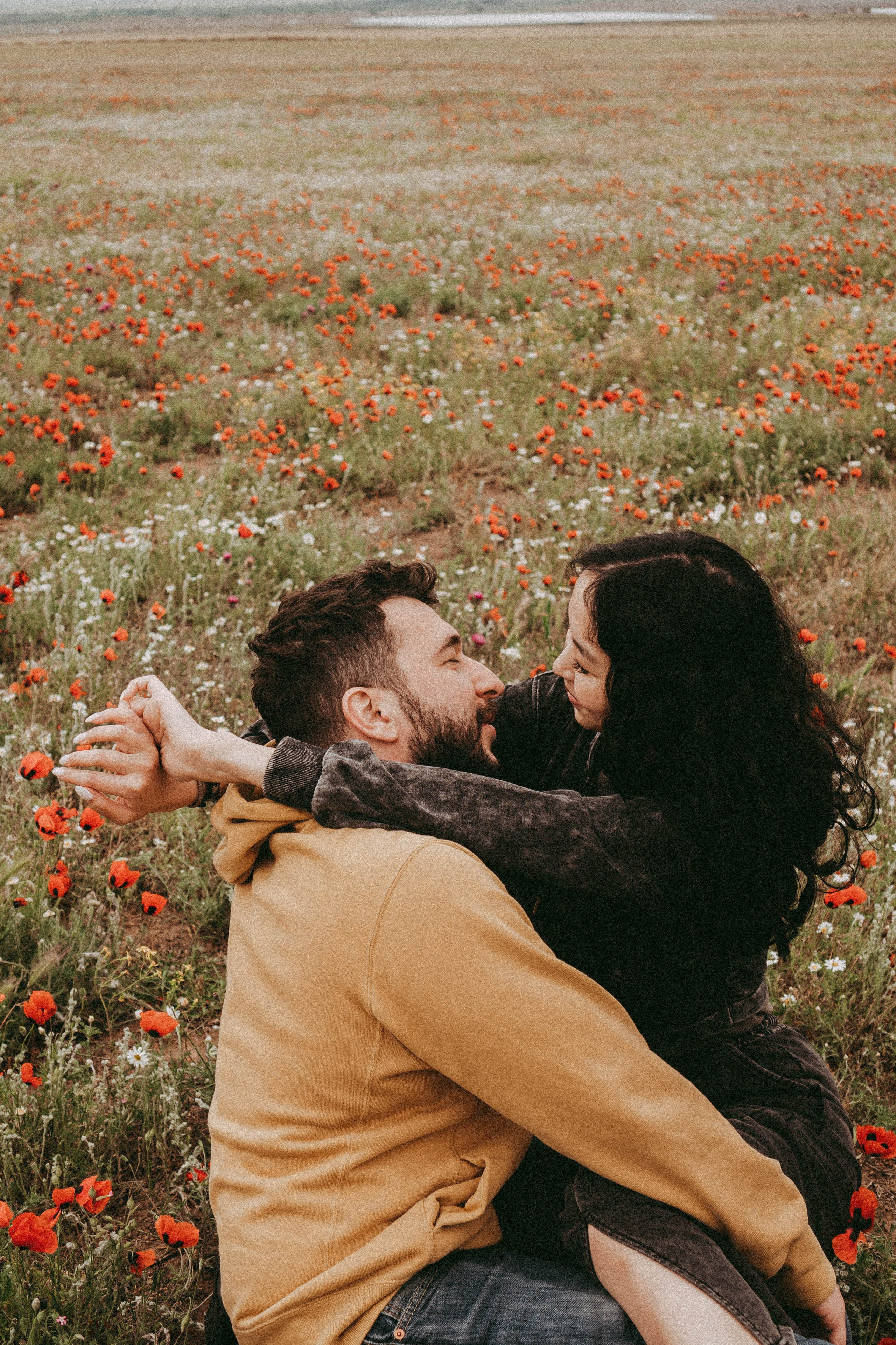 Любовь в маковом поле. Профессиональный фотограф, Санкт-Петербург — Виктория Богомолова