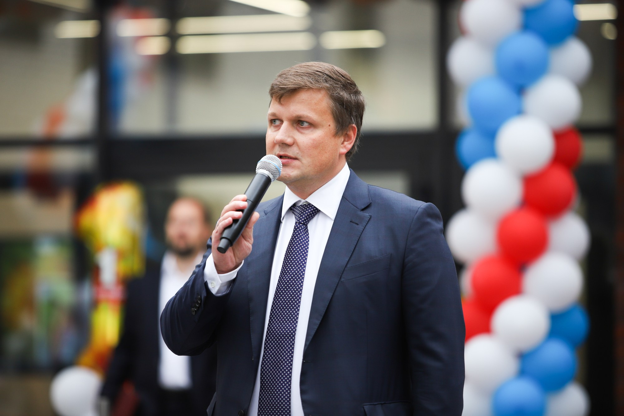 1 сентября в школе № 104. Фотограф Дарья Попова