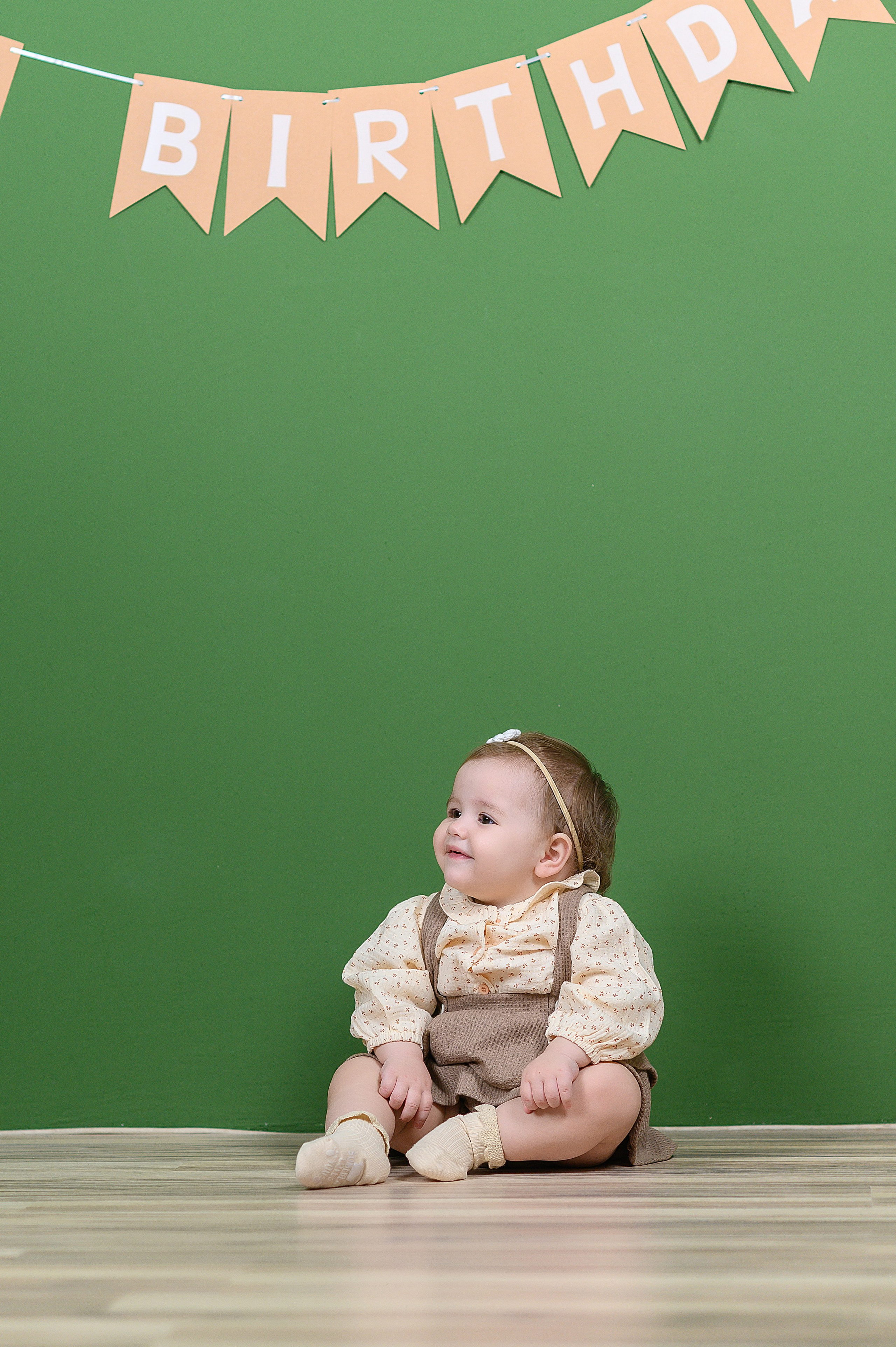 Годик. Детский фотограф Абхазия