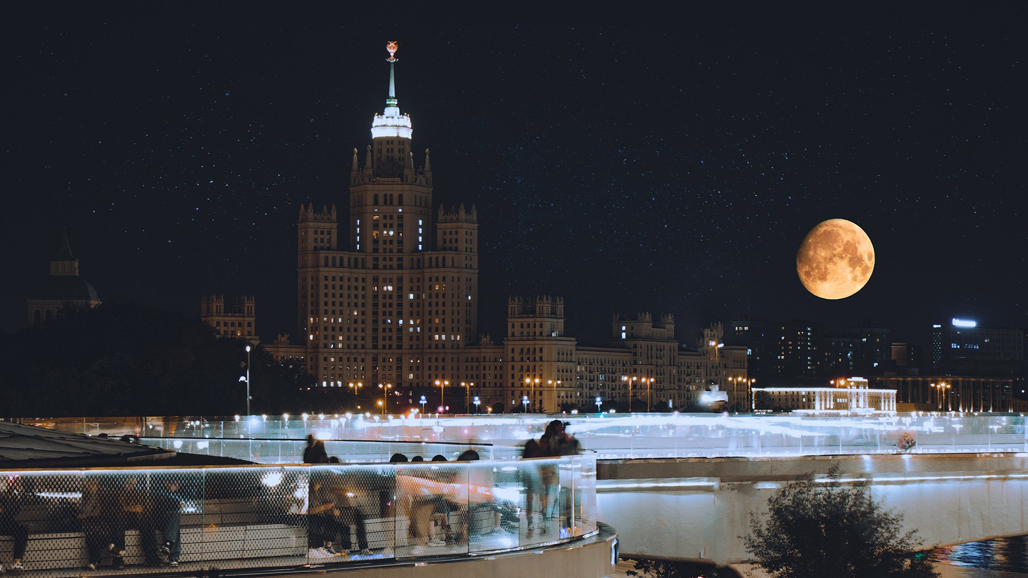 Попкова Виктория, фотограф, пейзаж, ночь, vphoto, звезды, небо, космос, фотокартины, природа, фотография, искустсство, москва, город, ночной город, луна, зарядье, котельническая набережная