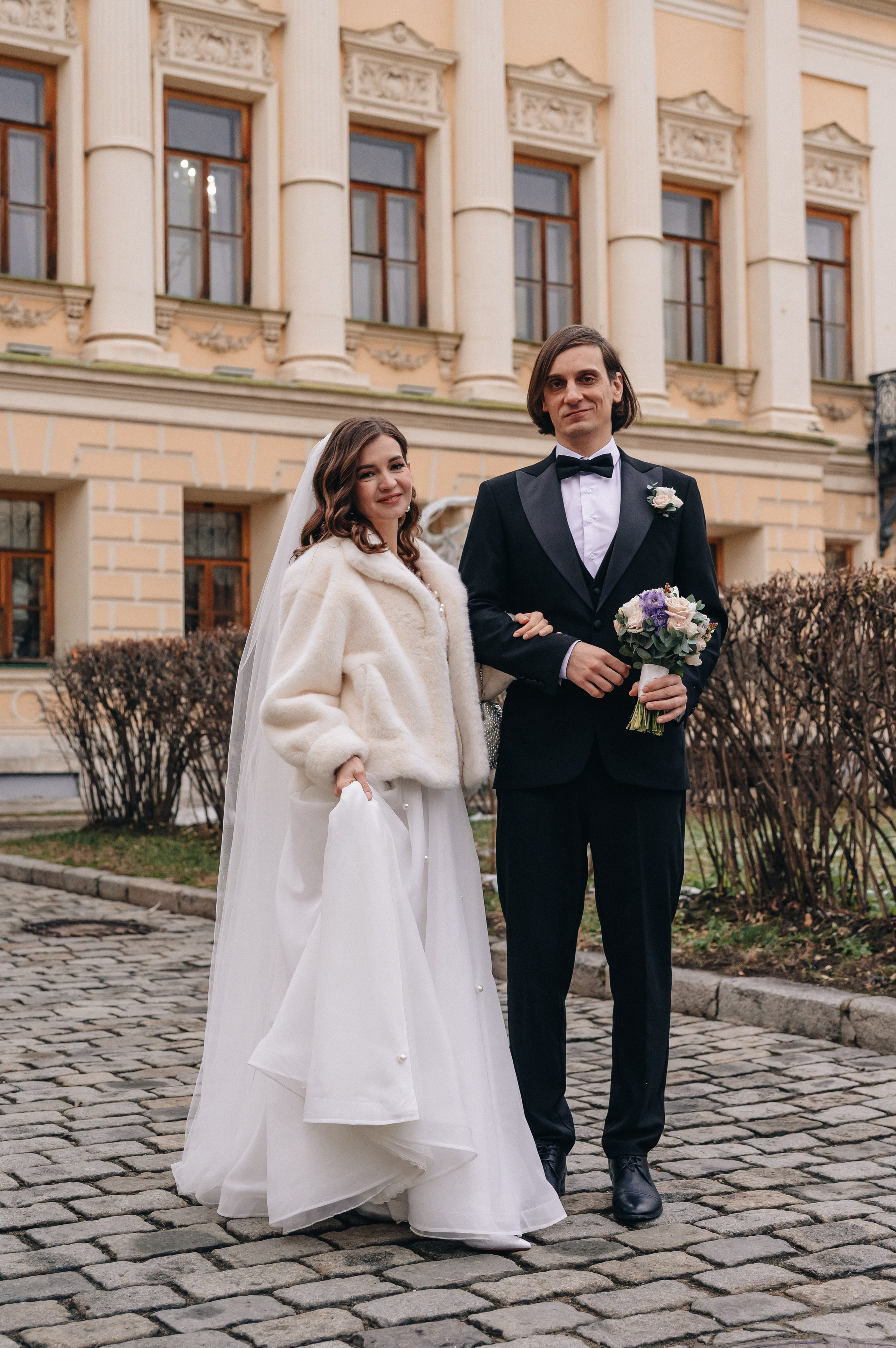 Свадебная фотосессия в библиотеке им. Пушкина. Портретный фотограф Москва Светлана Кашура