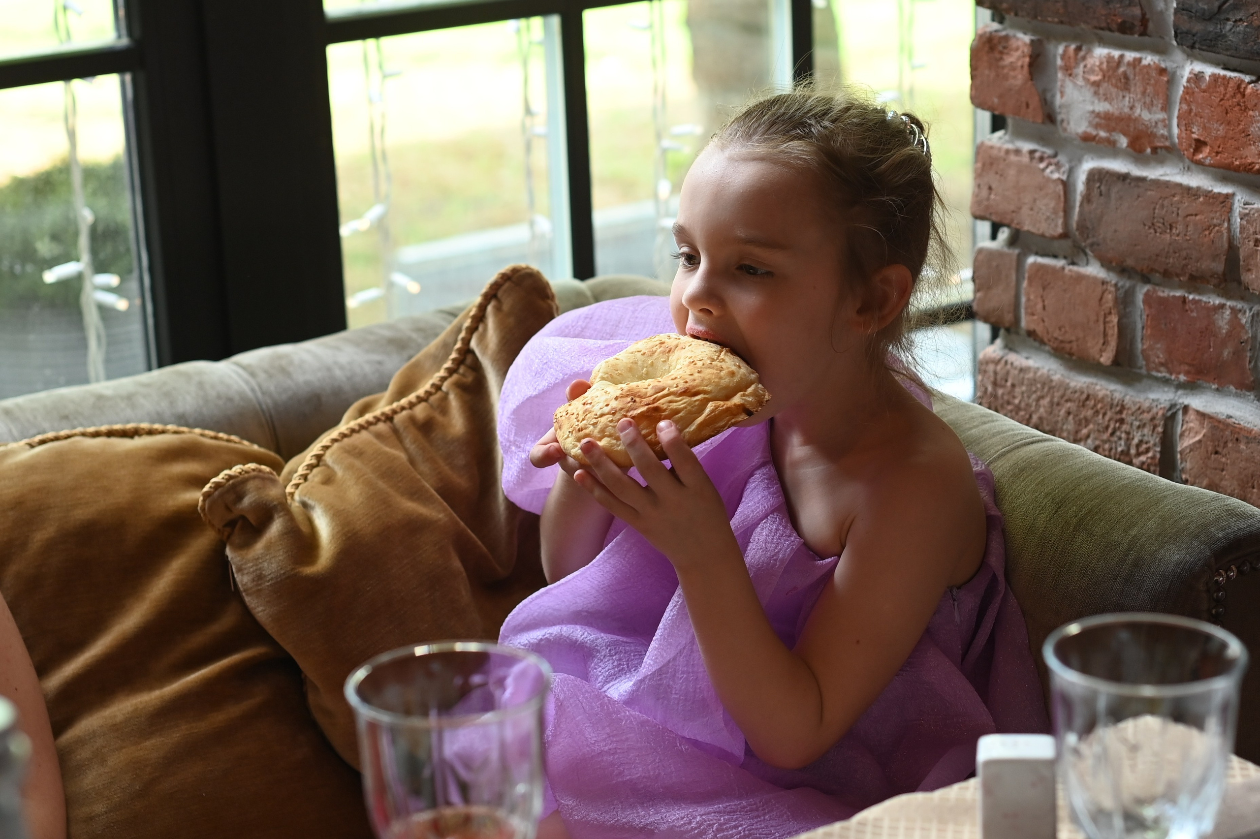 Взрослый День Рождения в ресторане Урюк. Свадебный и семейный фотограф в Москве Ирина Гончарова