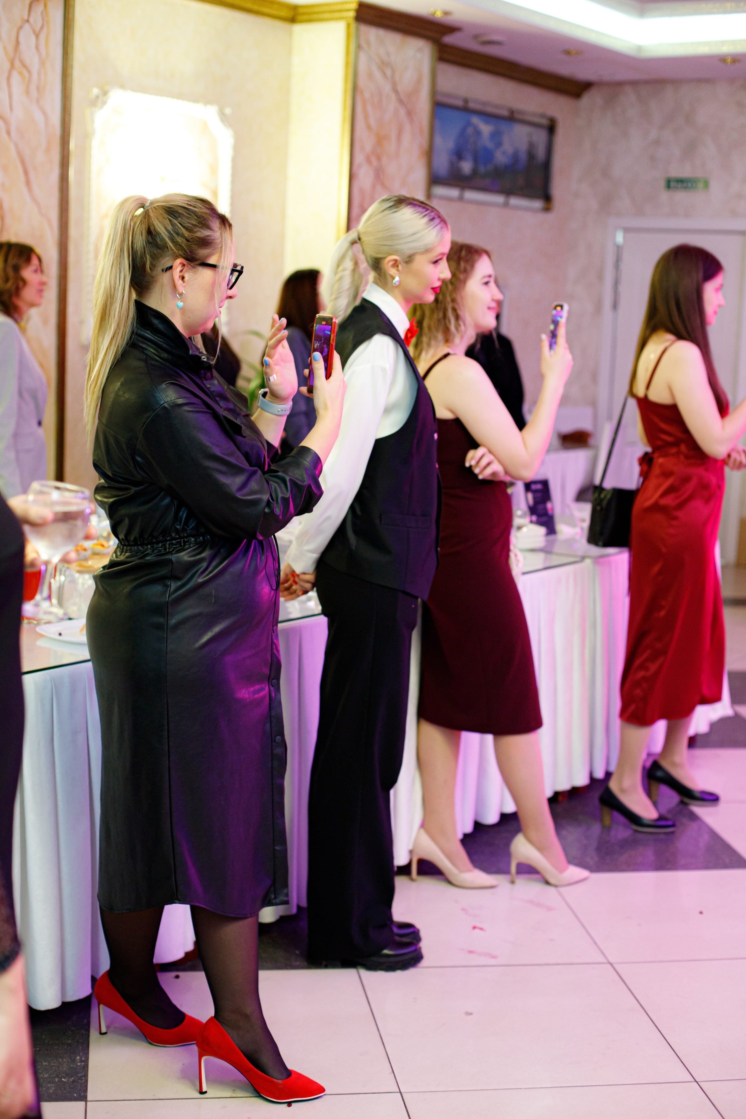 ELOSMED. Photokarish