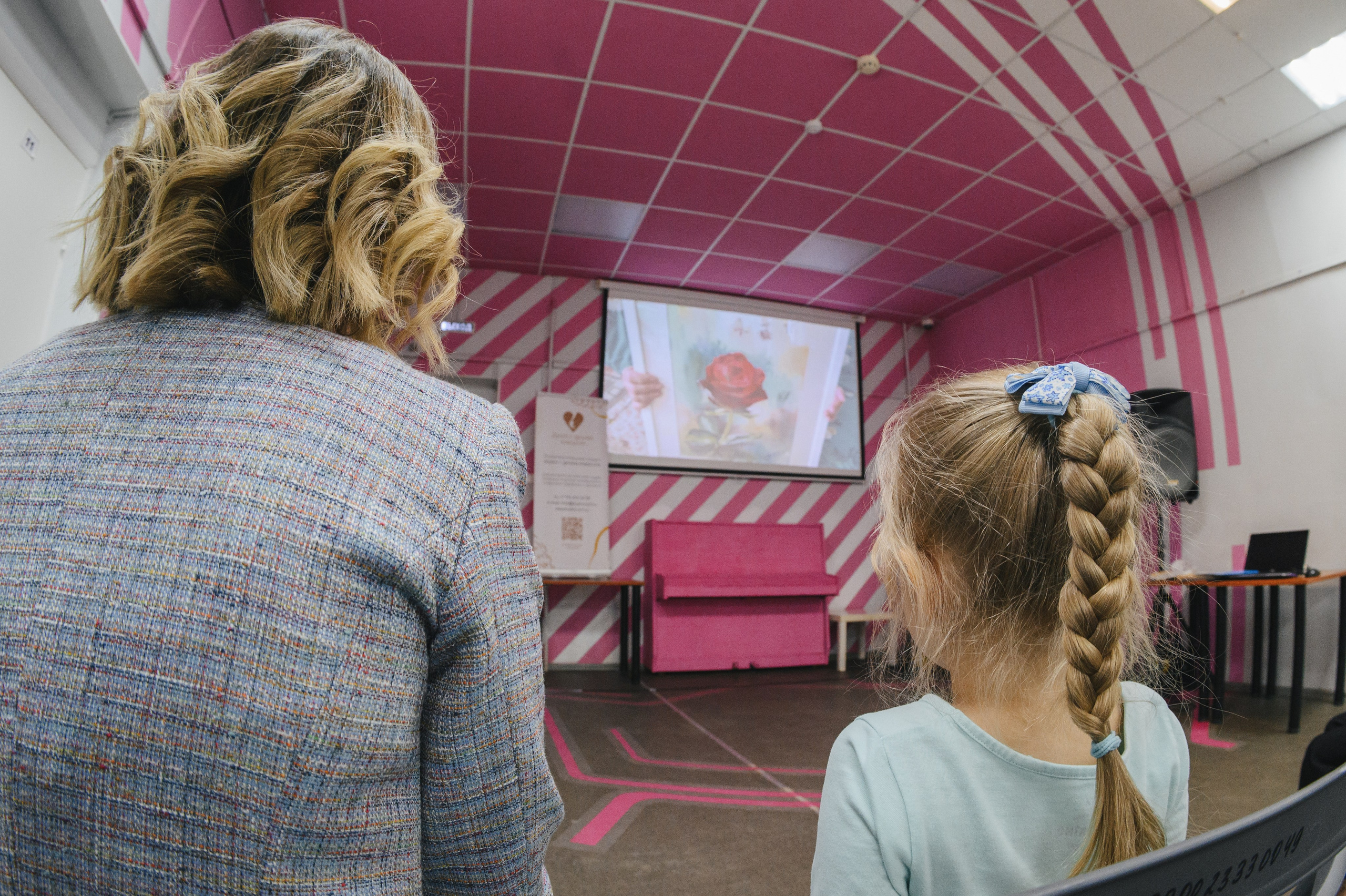 Благотворительная выставка картин «Душа с душою говорит». Фотограф в Самаре