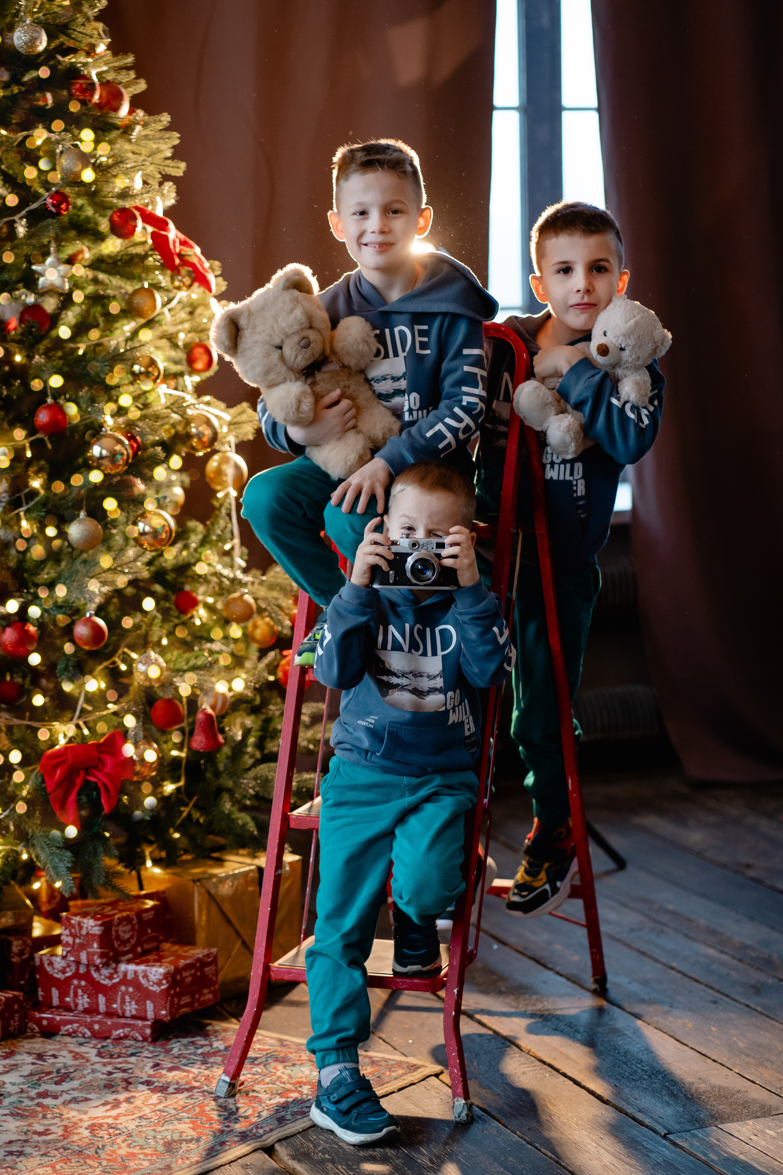 Валентина и Константин с детьми. Главная