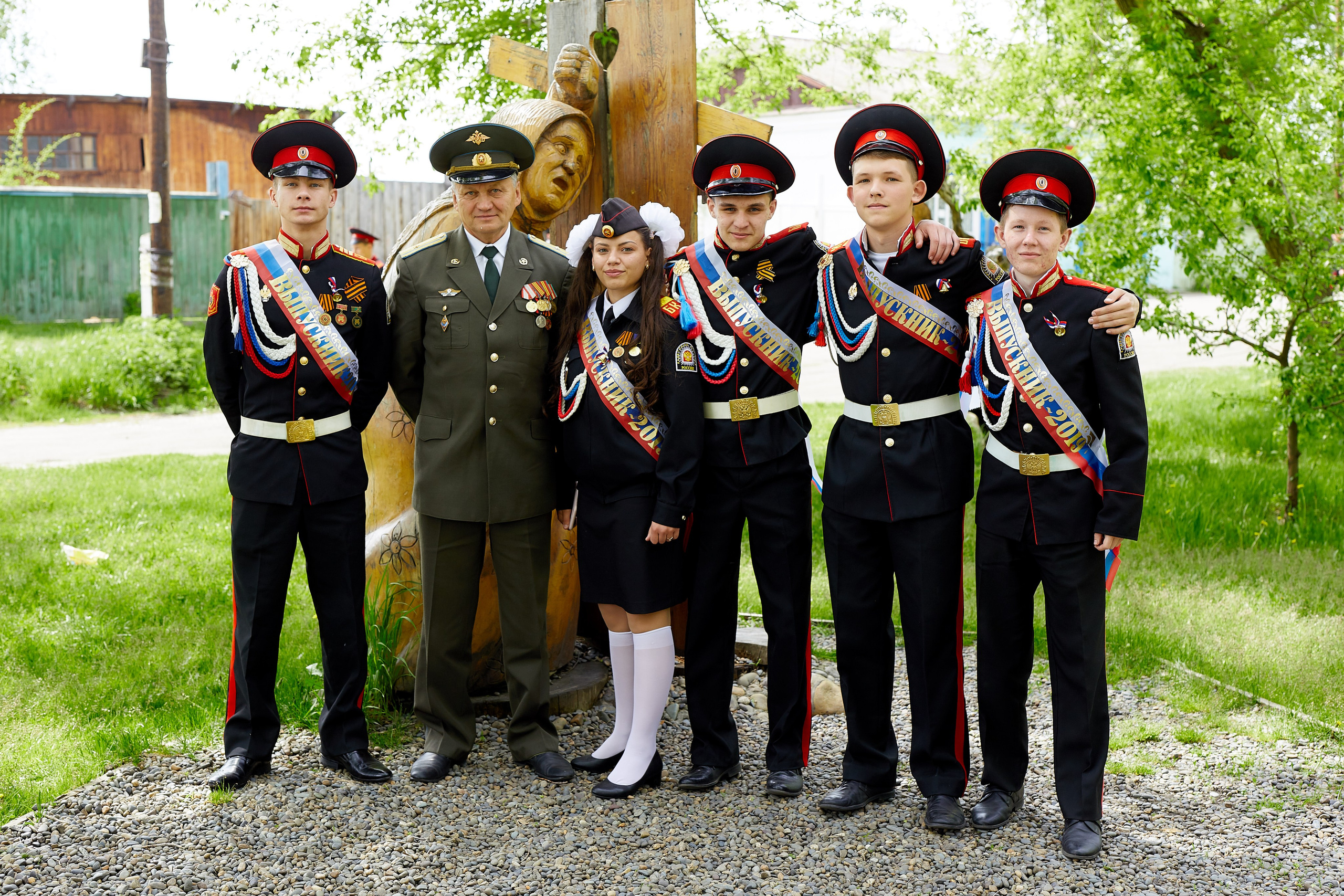Кадеты последний звонок. Фотограф Вячеслав Фарунин