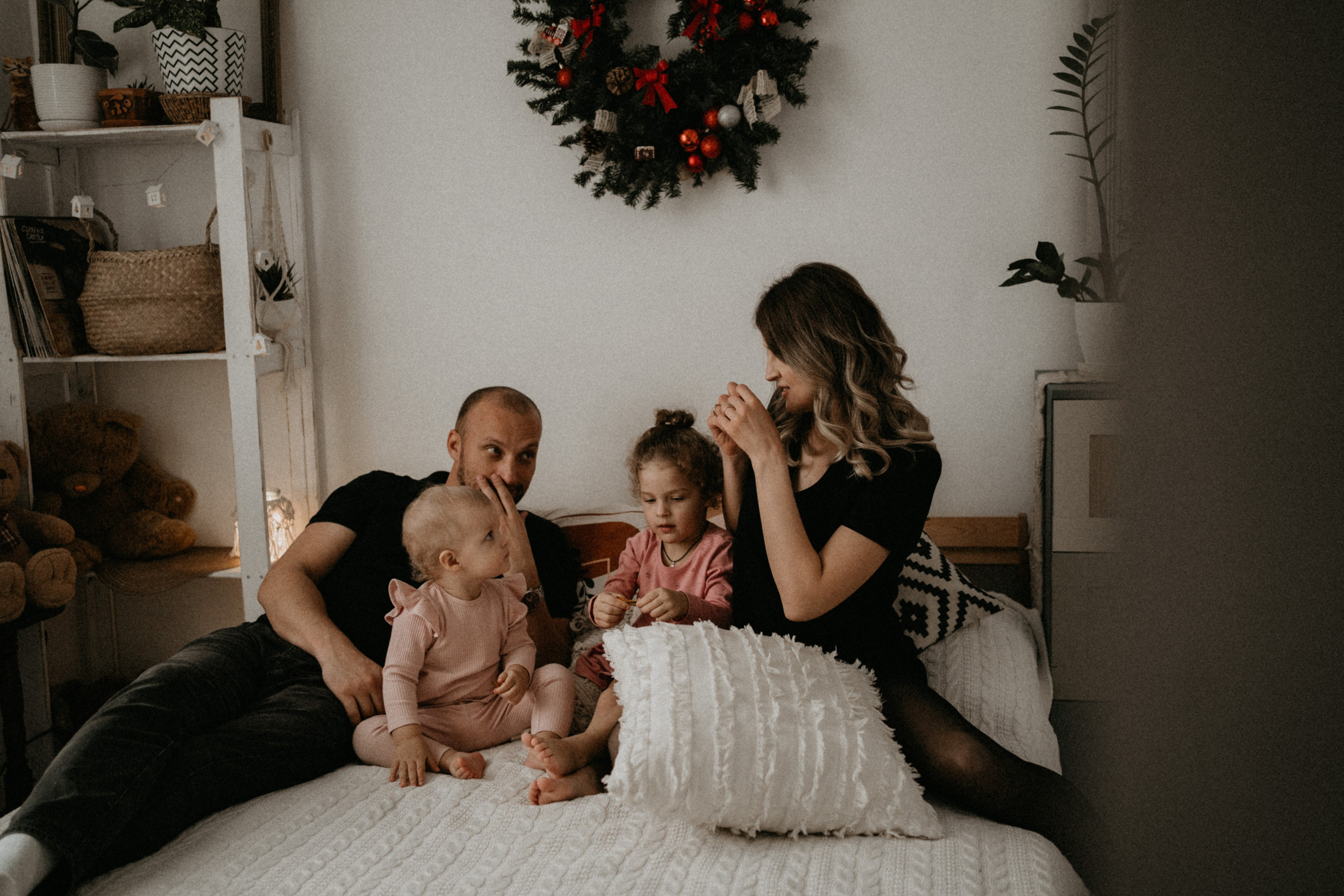 Новогодние Юля и ее семья. Семейный lifestyle фотограф в Ростове-на-Дону