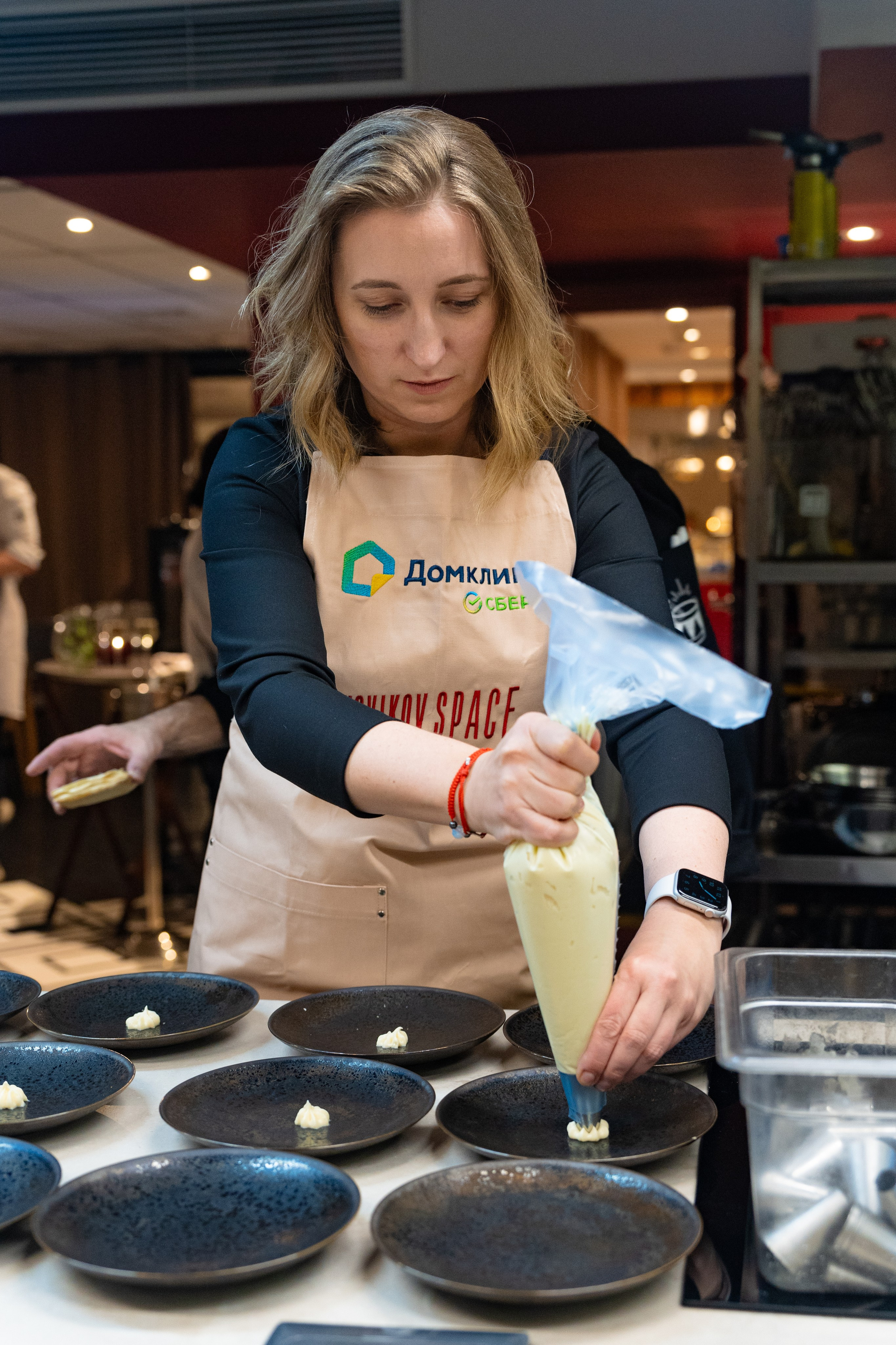 NOVIKOV SCHOOL — Умами зал. Фотограф Никита Комаров