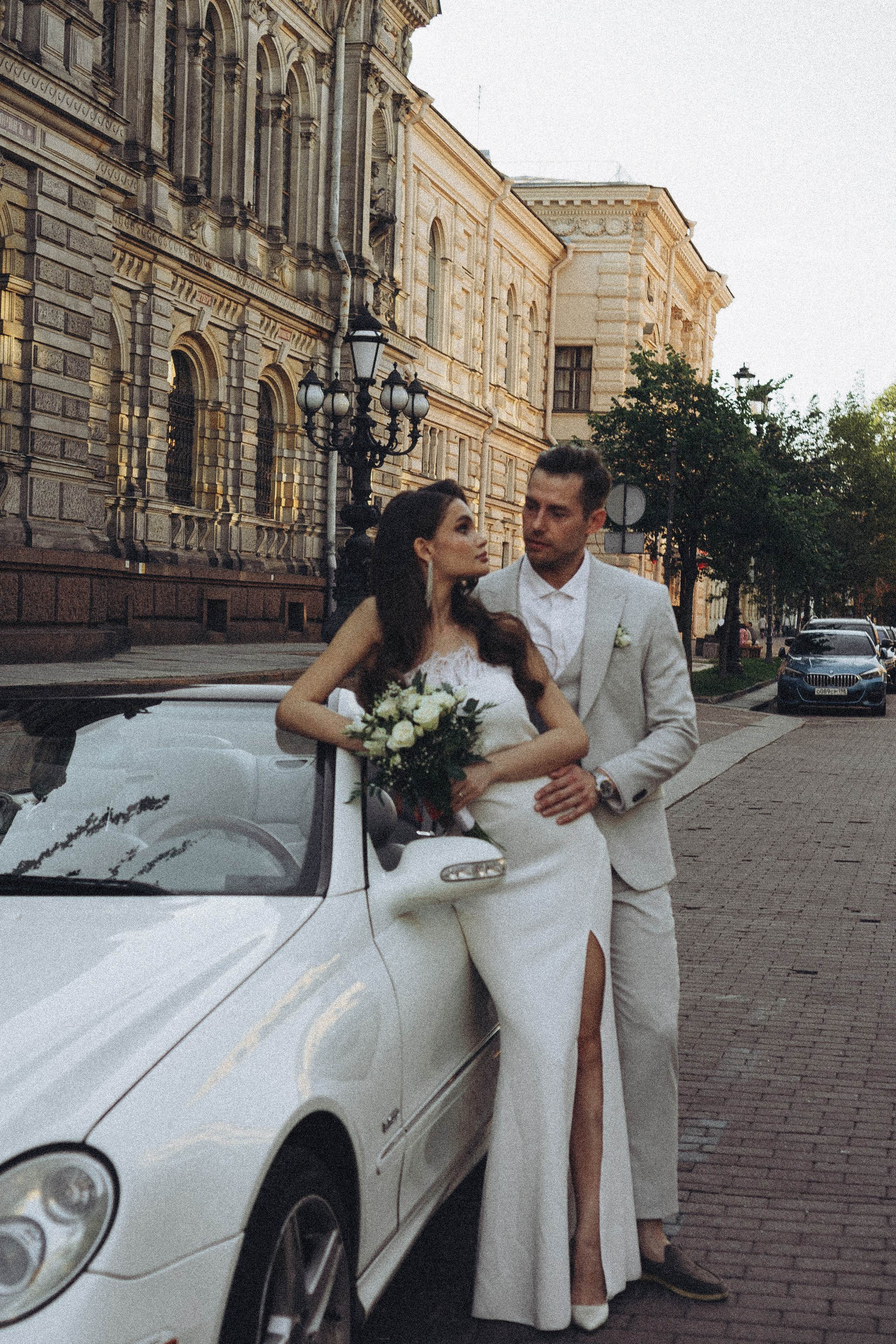 Свадебная сьемка у академии Штиглица. Профессиональный фотограф, Санкт-Петербург — Виктория Богомолова