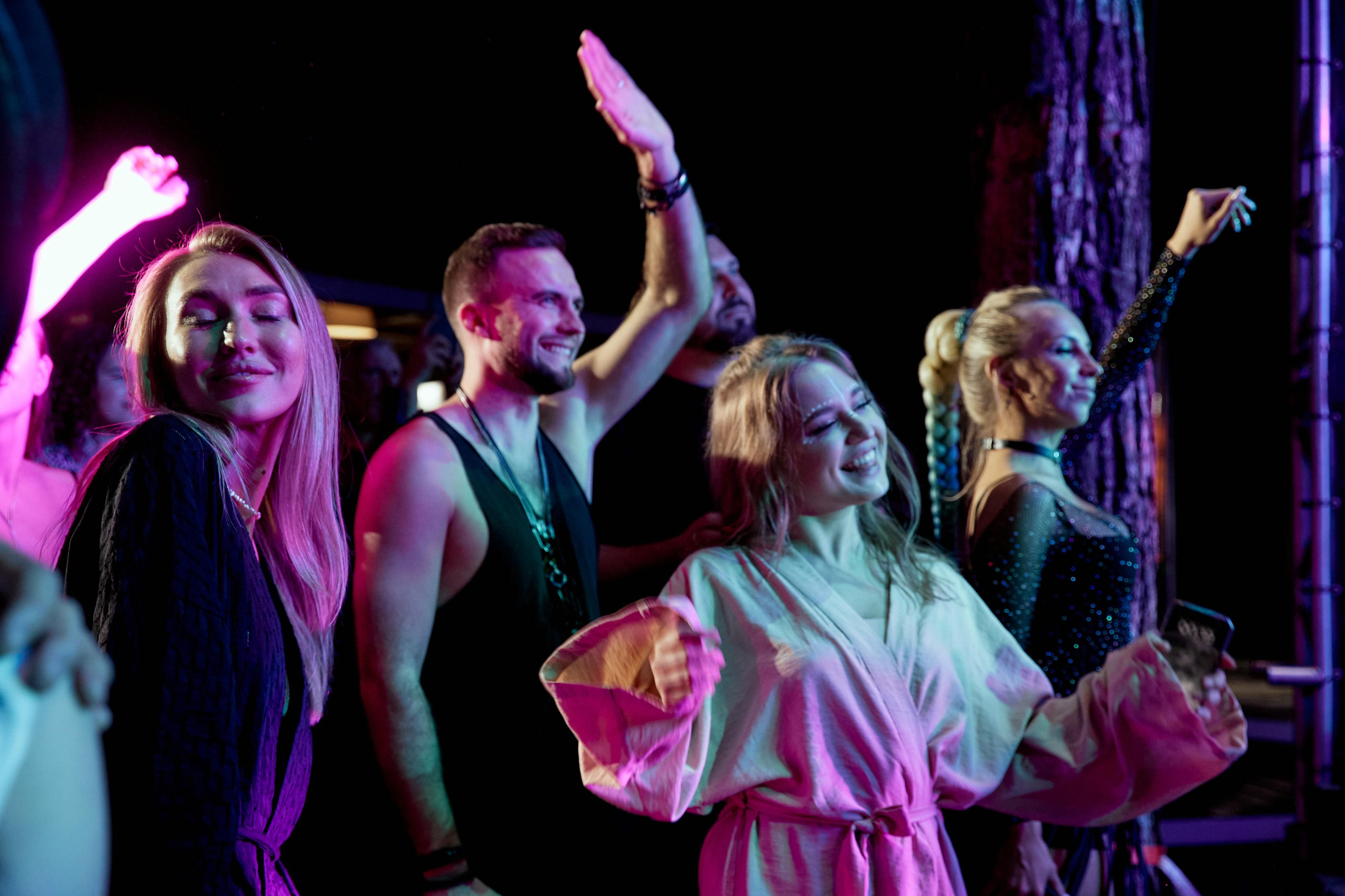 ORGANIKA. Дмитрий Мазуркевич: Профессиональный Репортажный Фотограф