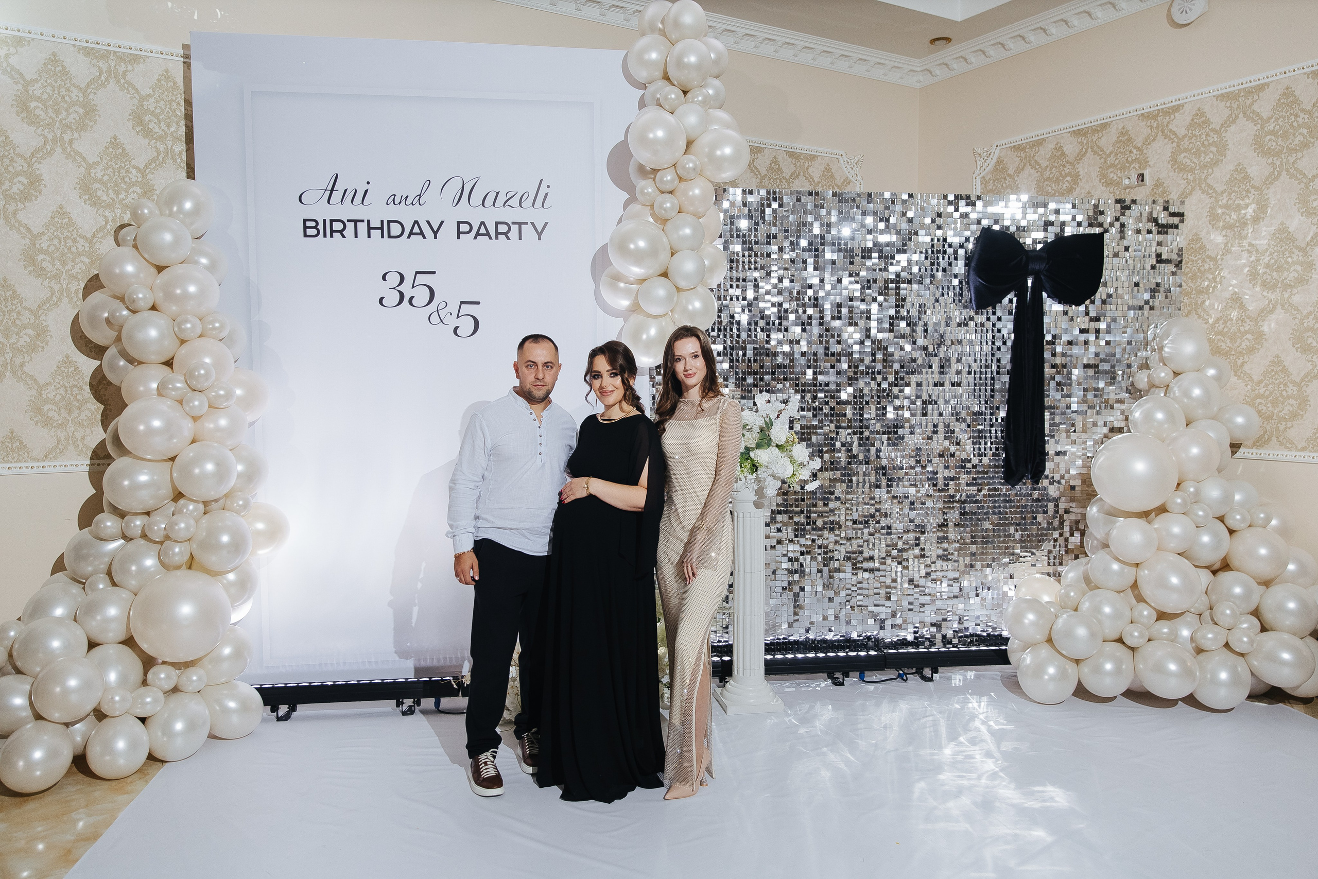 Ани и Назели. 35&5 День рождения, «Янтарь». Фотограф в Красноярске Надежда Воскресенская