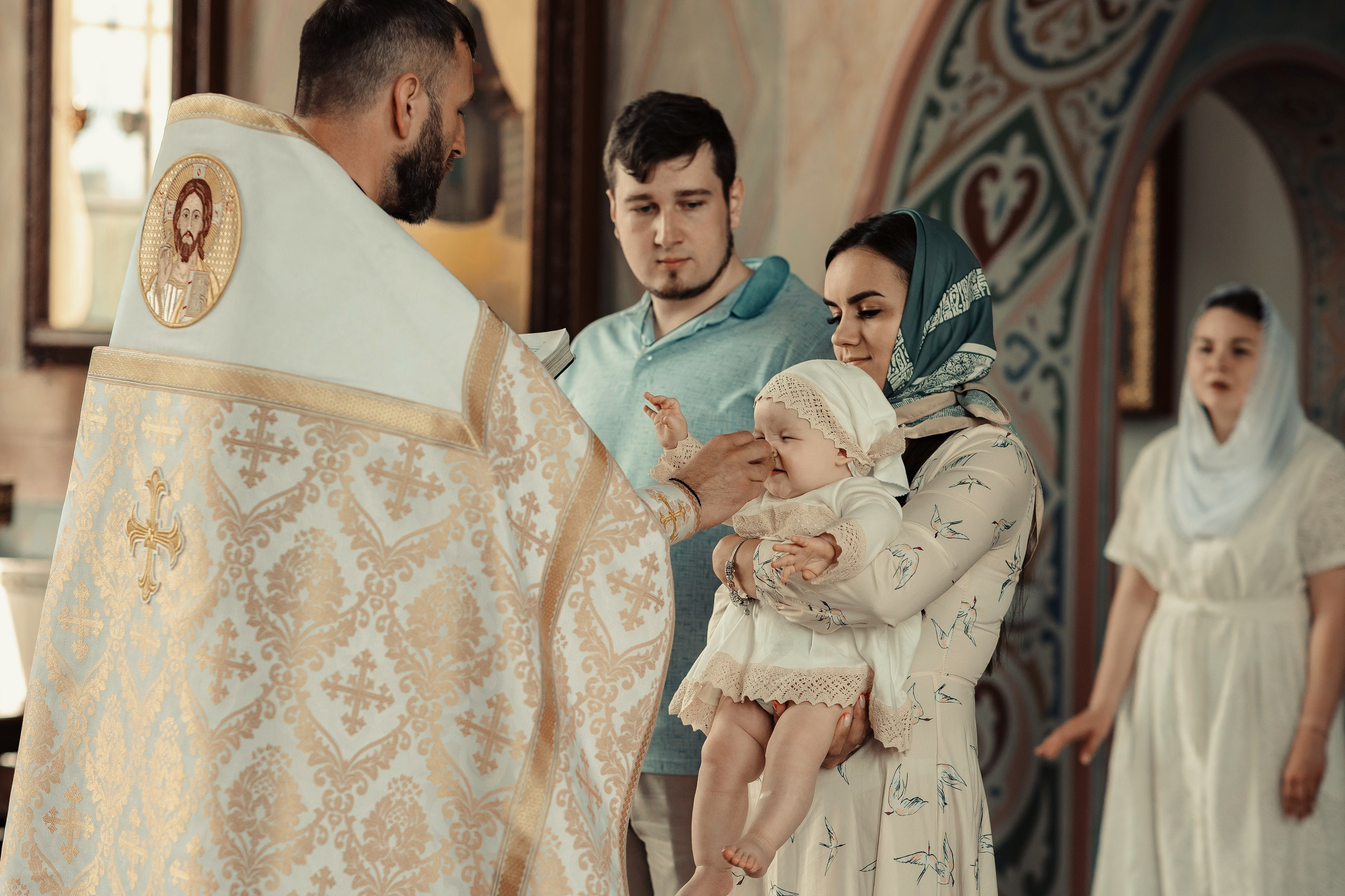 Фото съемка таинства крещения в Нижнем Новгороде. Алексей Шаров — свадебный и репортажный фотограф в Нижнем Новгороде