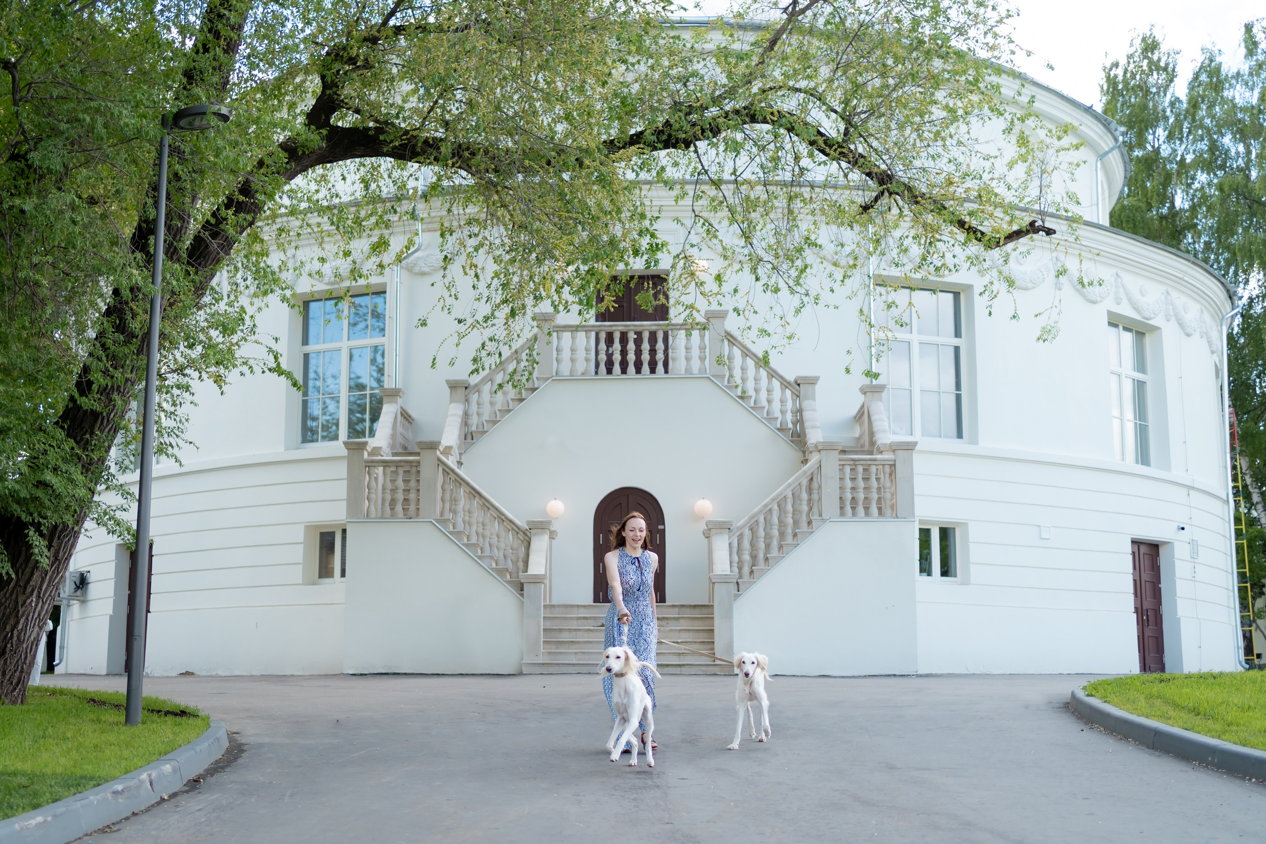 Софья с семьёй на ВДНХ. Семейный фотограф Варвара Сорока в городе Москве