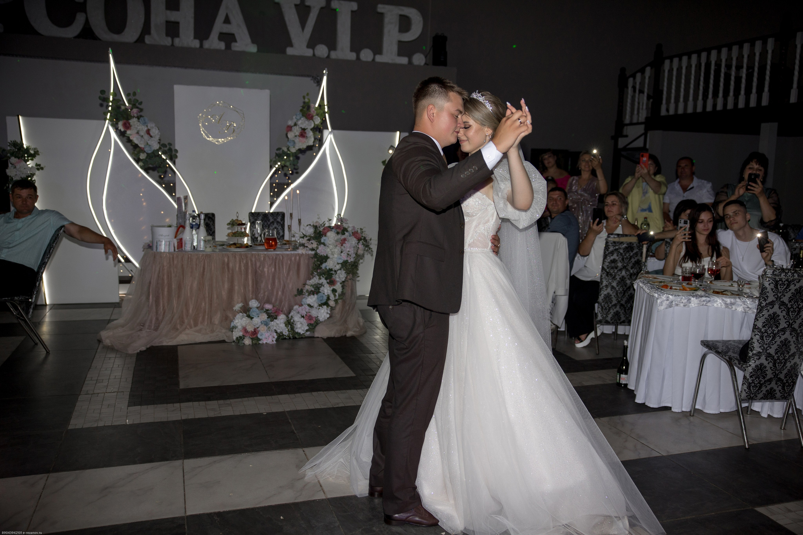 Андрей и Владислава. Свадебный и семейный фотограф Евгений Резанов