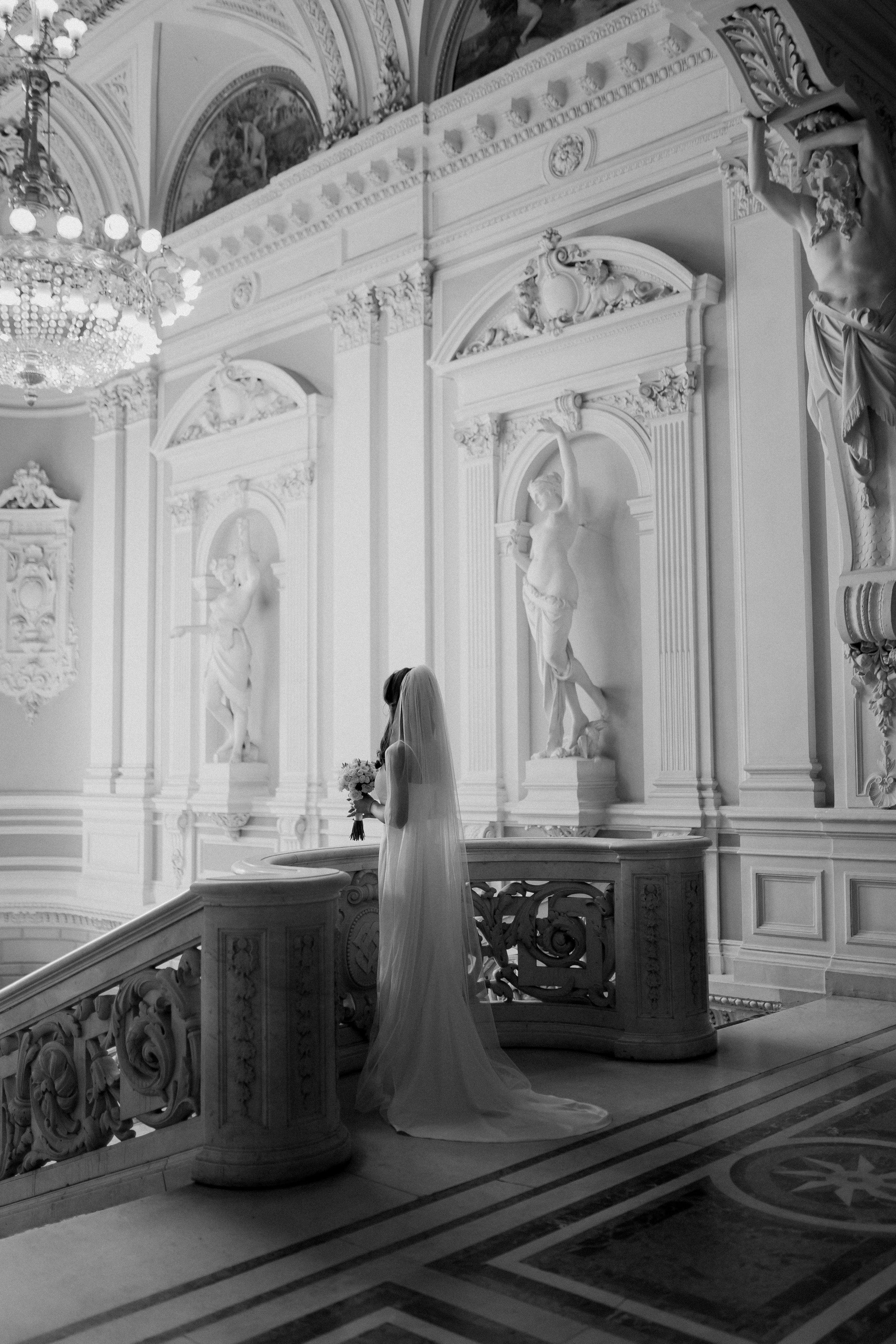 ···. Свадебный фотограф в Санкт-Петербурге Александра Чукавина