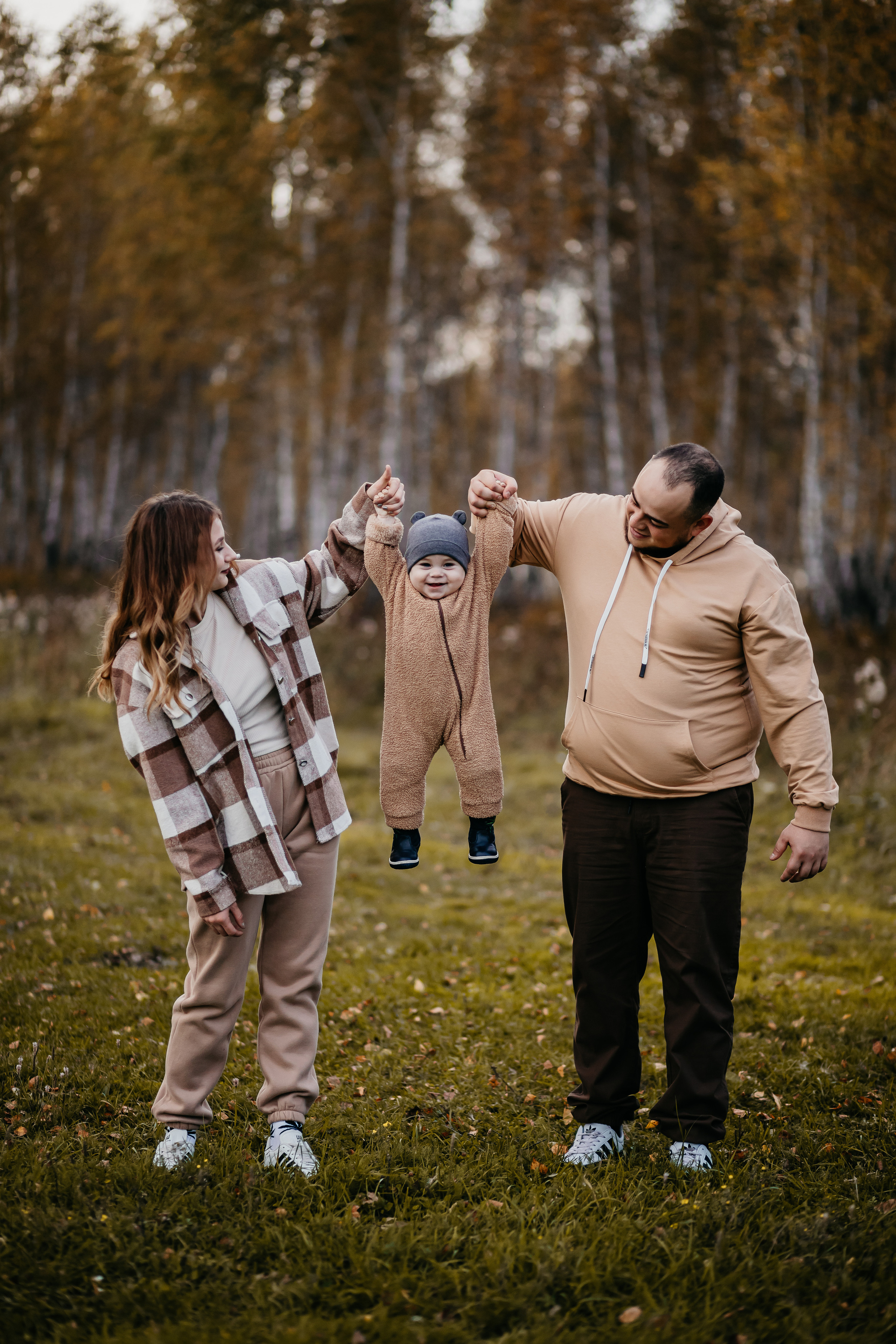 Таня, Влад, Дёма. Фотограф Arina Elatova