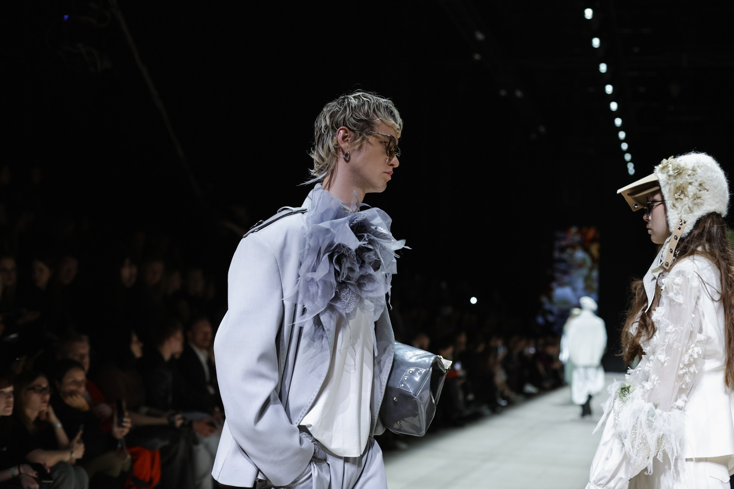 Показ IGOR GULYAEV — Moscow Fashion Week 19/03. Jane Kudryavtseva | MODEL PHOTO, PORTRAIT & EVENTS