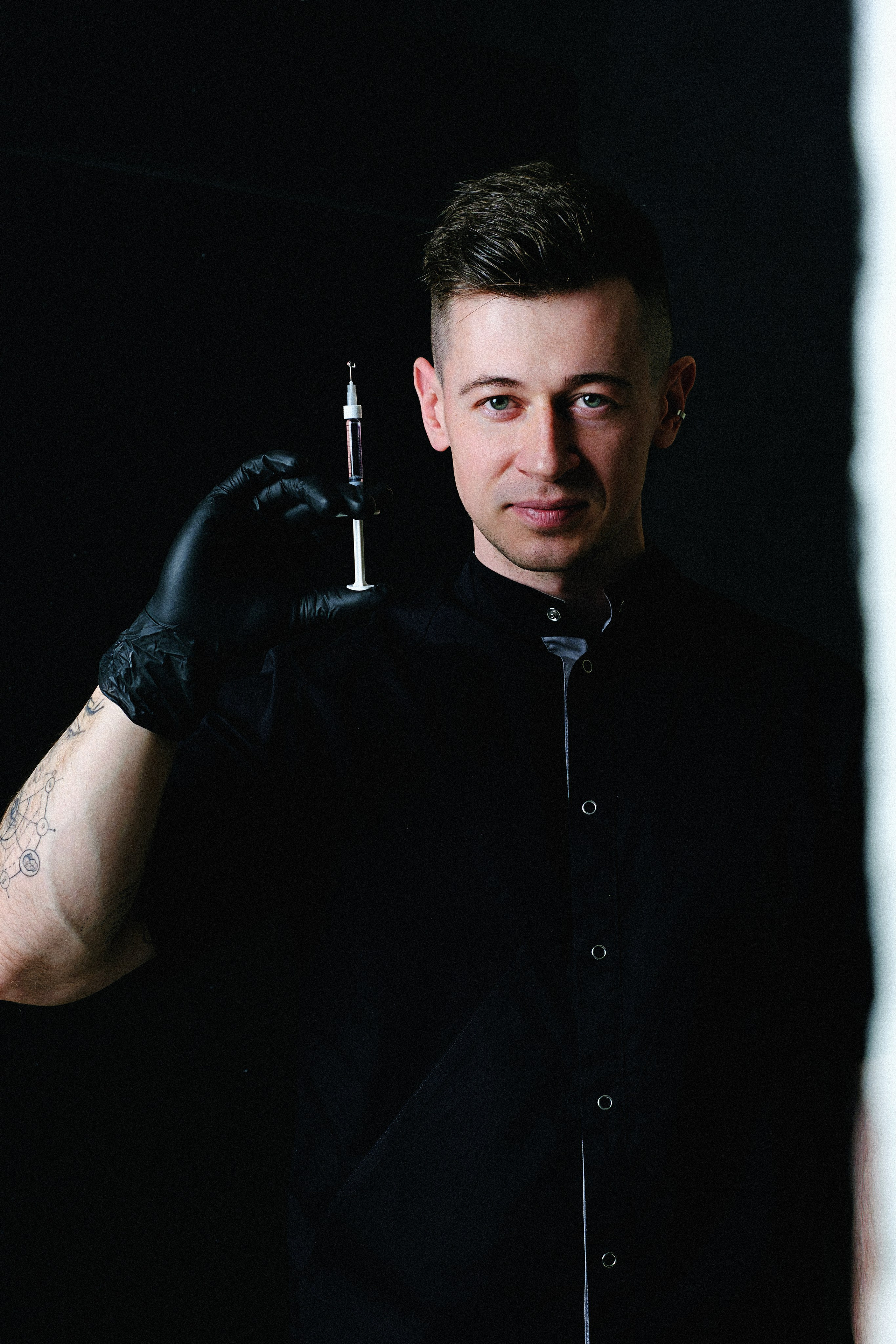 Мужчина — косметолог. Фотограф и видеограф в Омск/Москва Сащенко Лера