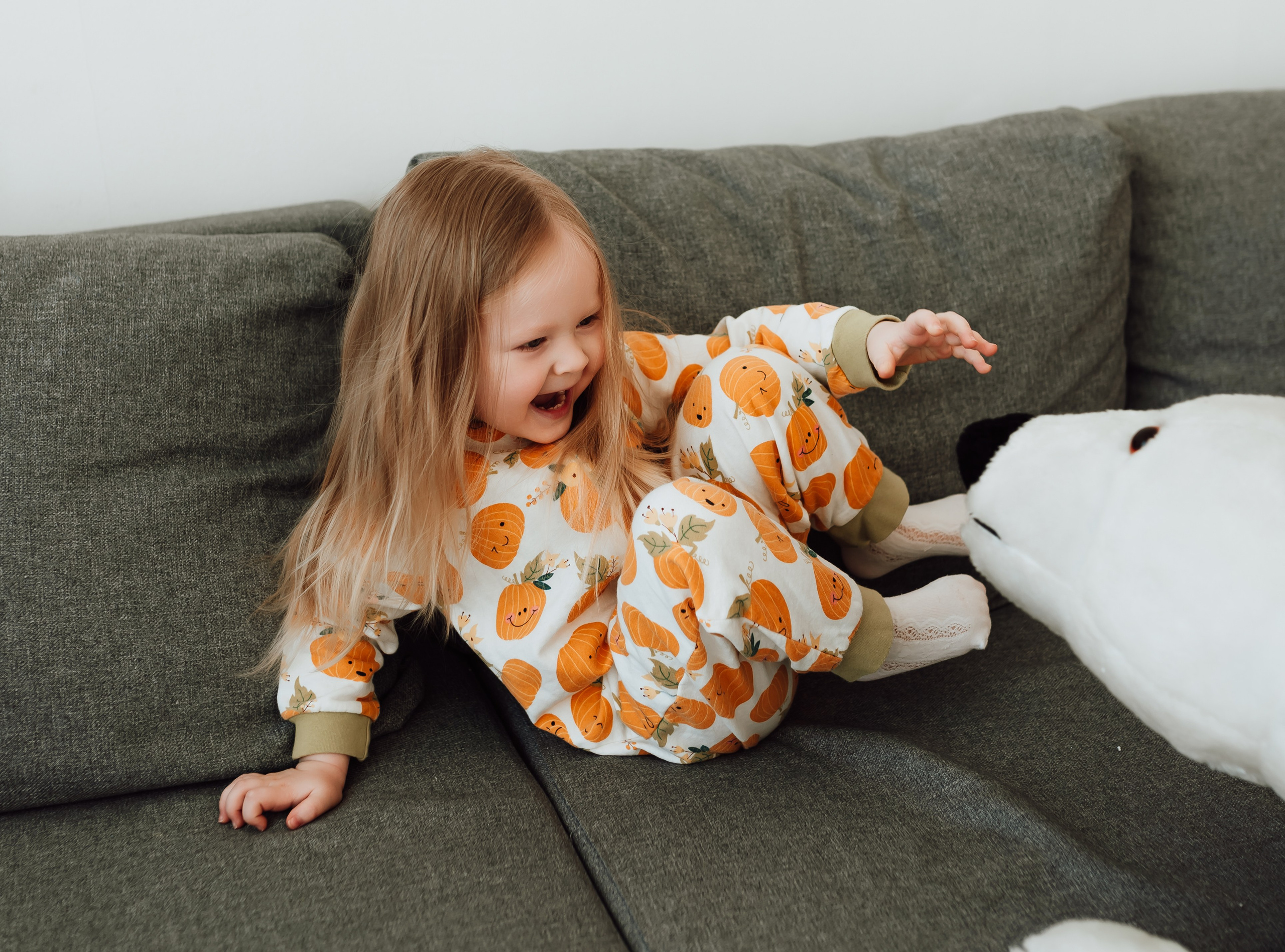 Фотосъемка мамы с дочкой. Фотограф Ким Наталья в Красноярске