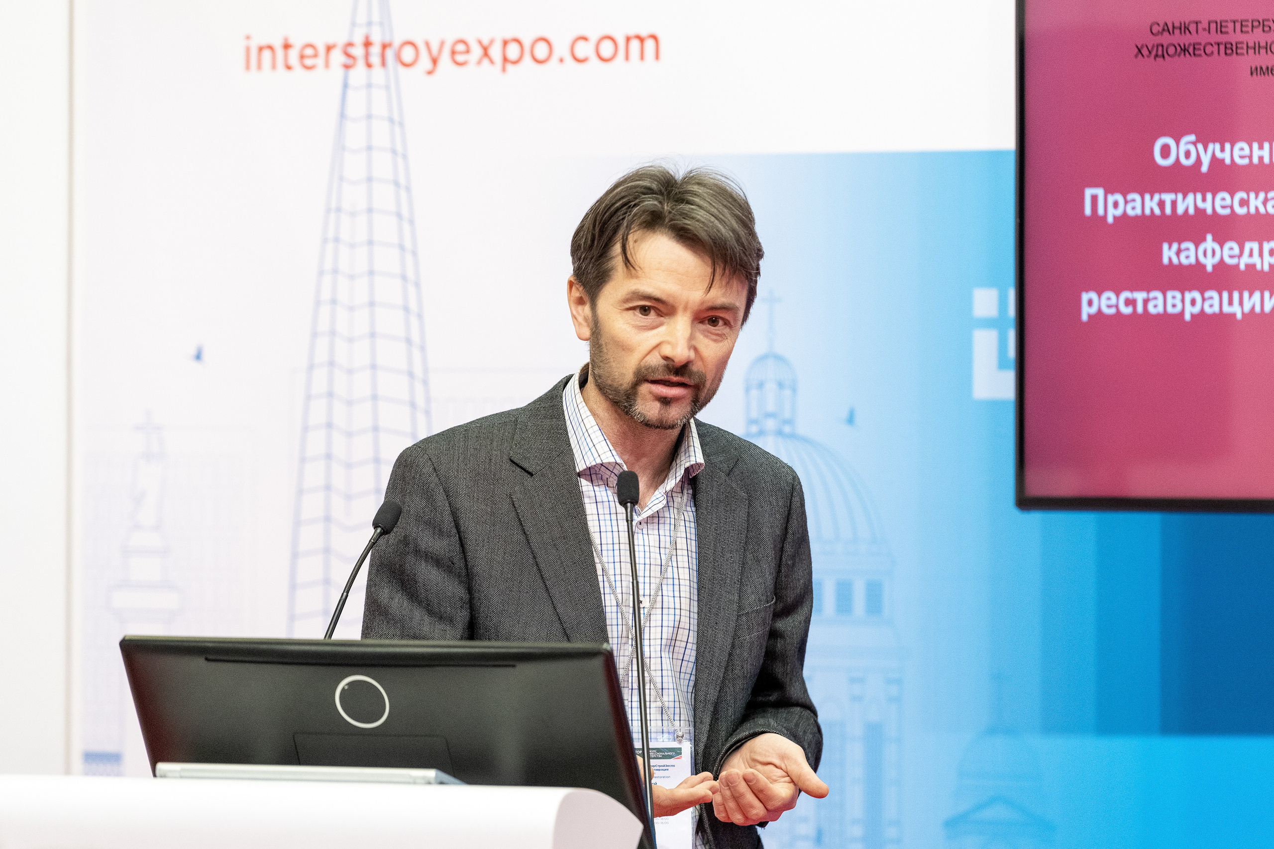 Reportage Photography. Business Reportage. Aviation photographer. From the past to the future of aviation through photography