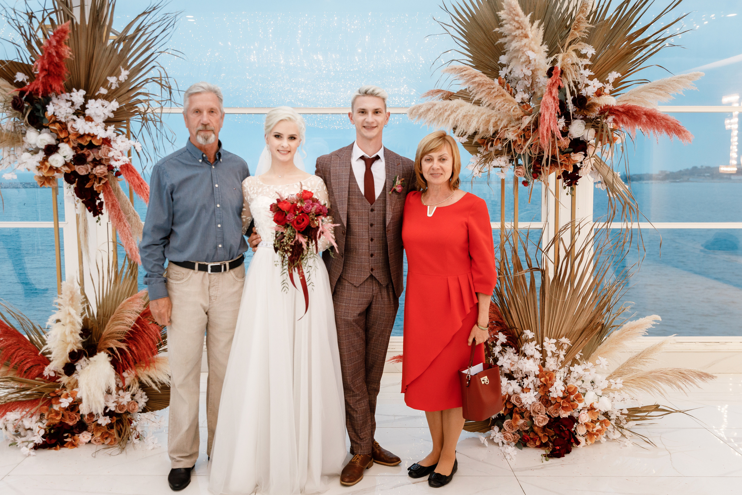 Анонс свадьбы Сергея и Елены. Свадебный фотограф в Крыму и Севастополе Ольга Баскакова