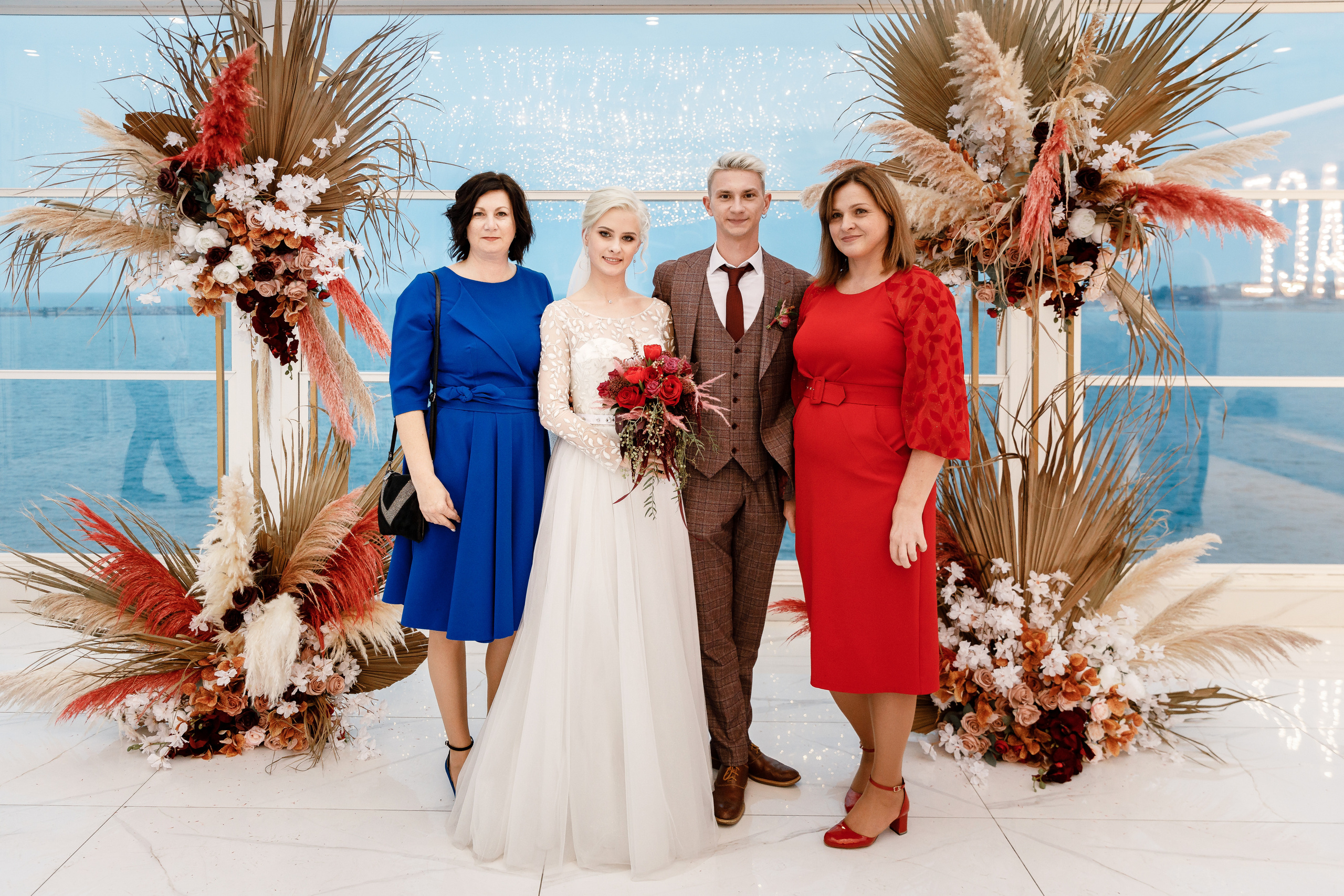 Анонс свадьбы Сергея и Елены. Свадебный фотограф в Крыму и Севастополе Ольга Баскакова