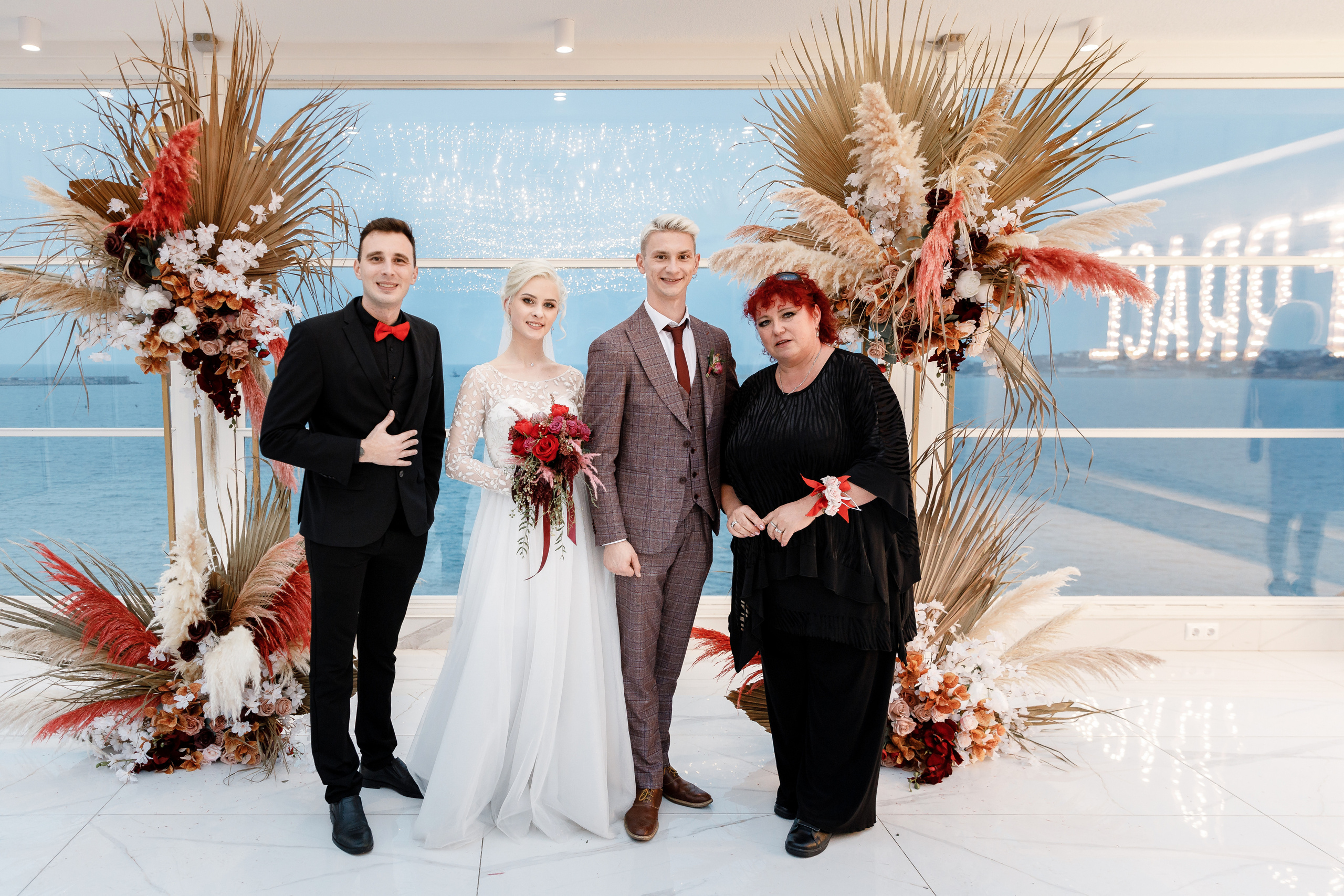 Анонс свадьбы Сергея и Елены. Свадебный фотограф в Крыму и Севастополе Ольга Баскакова