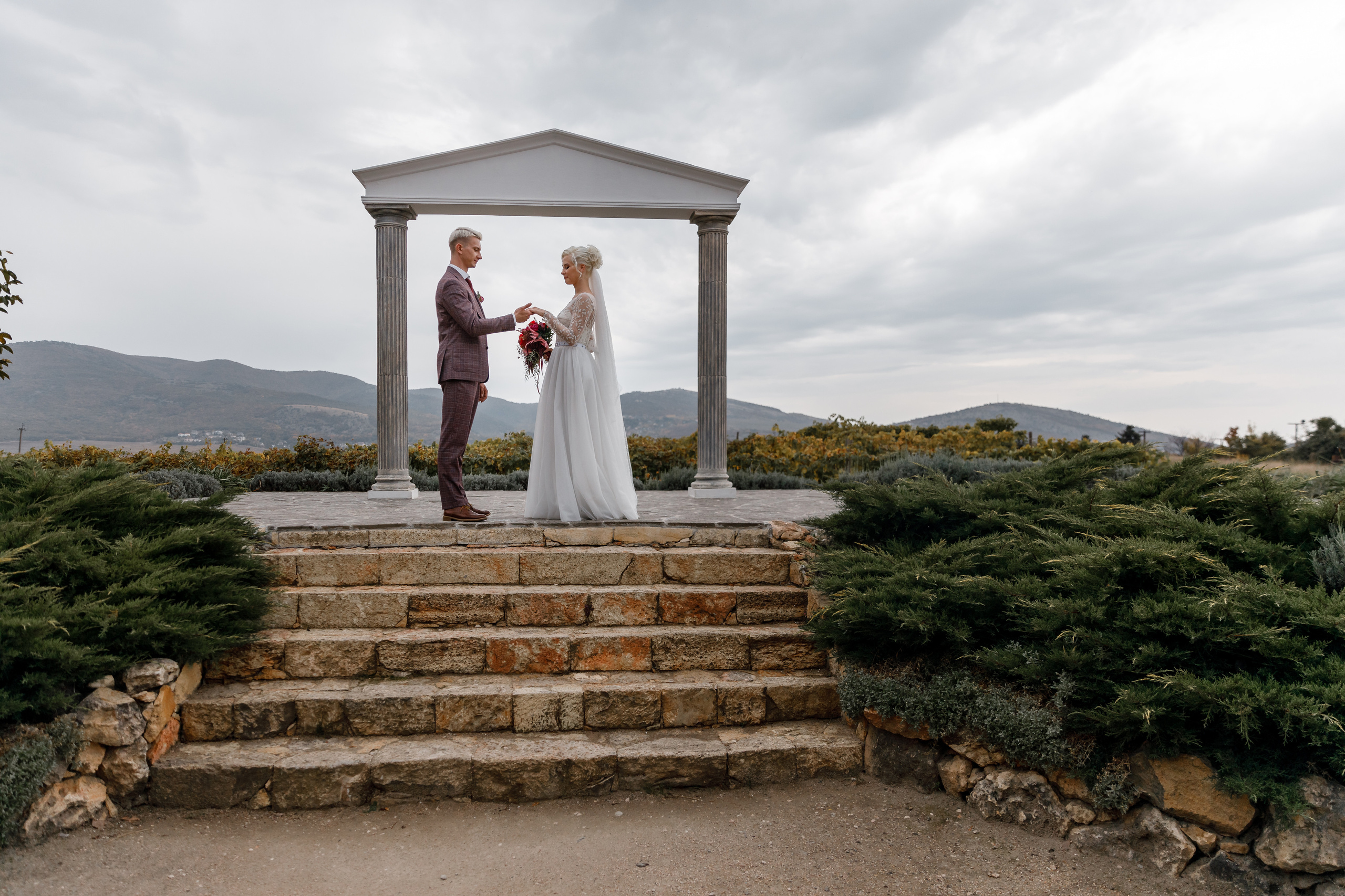 Анонс свадьбы Сергея и Елены. Свадебный фотограф в Крыму и Севастополе Ольга Баскакова