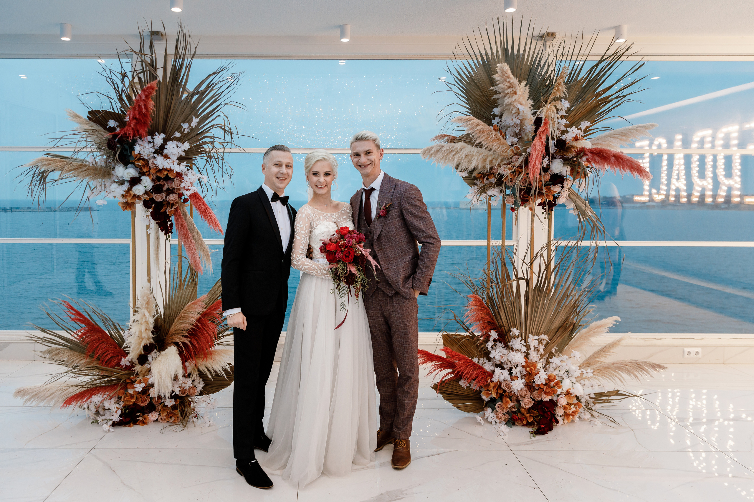 Анонс свадьбы Сергея и Елены. Свадебный фотограф в Крыму и Севастополе Ольга Баскакова