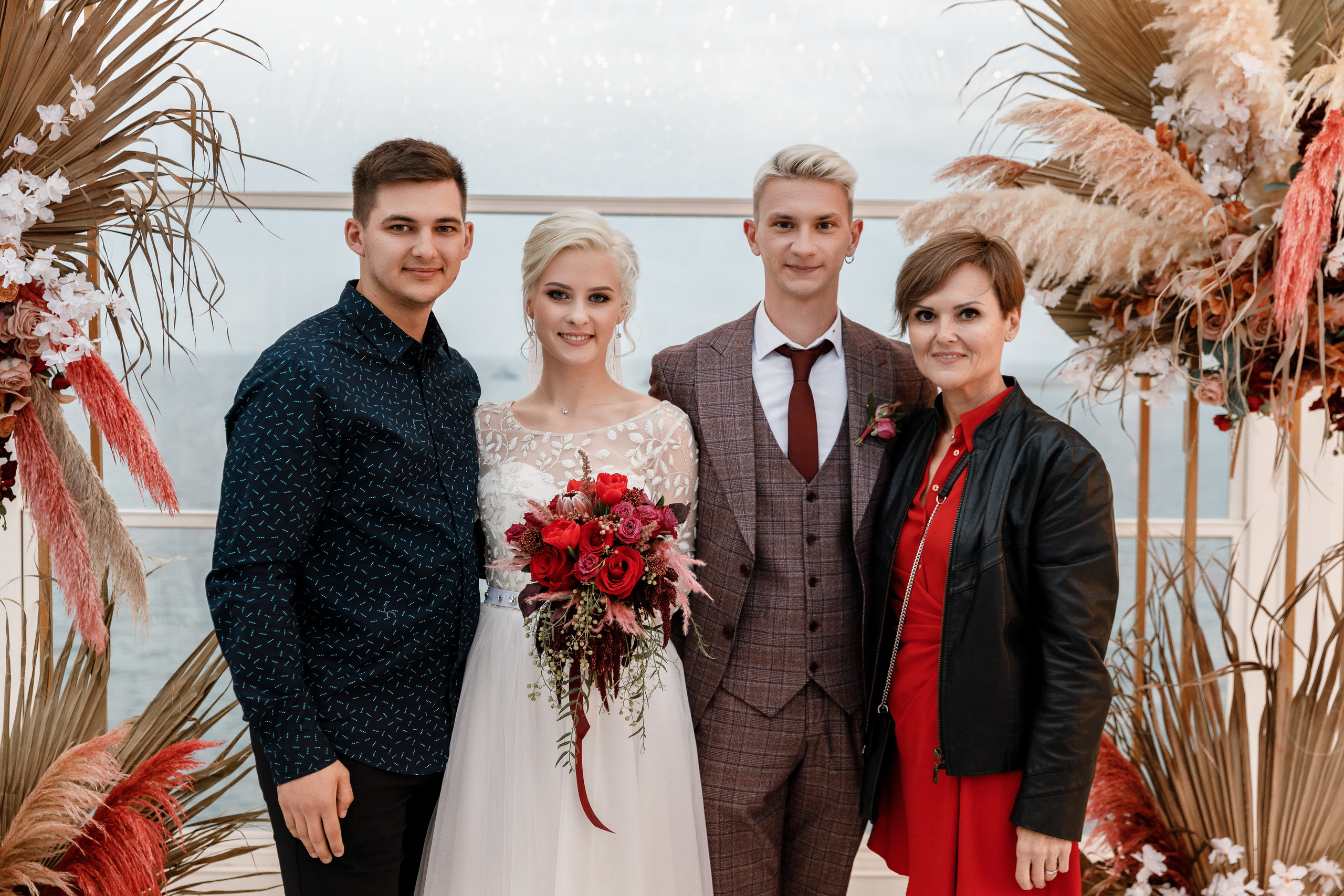 Анонс свадьбы Сергея и Елены. Свадебный фотограф в Крыму и Севастополе Ольга Баскакова