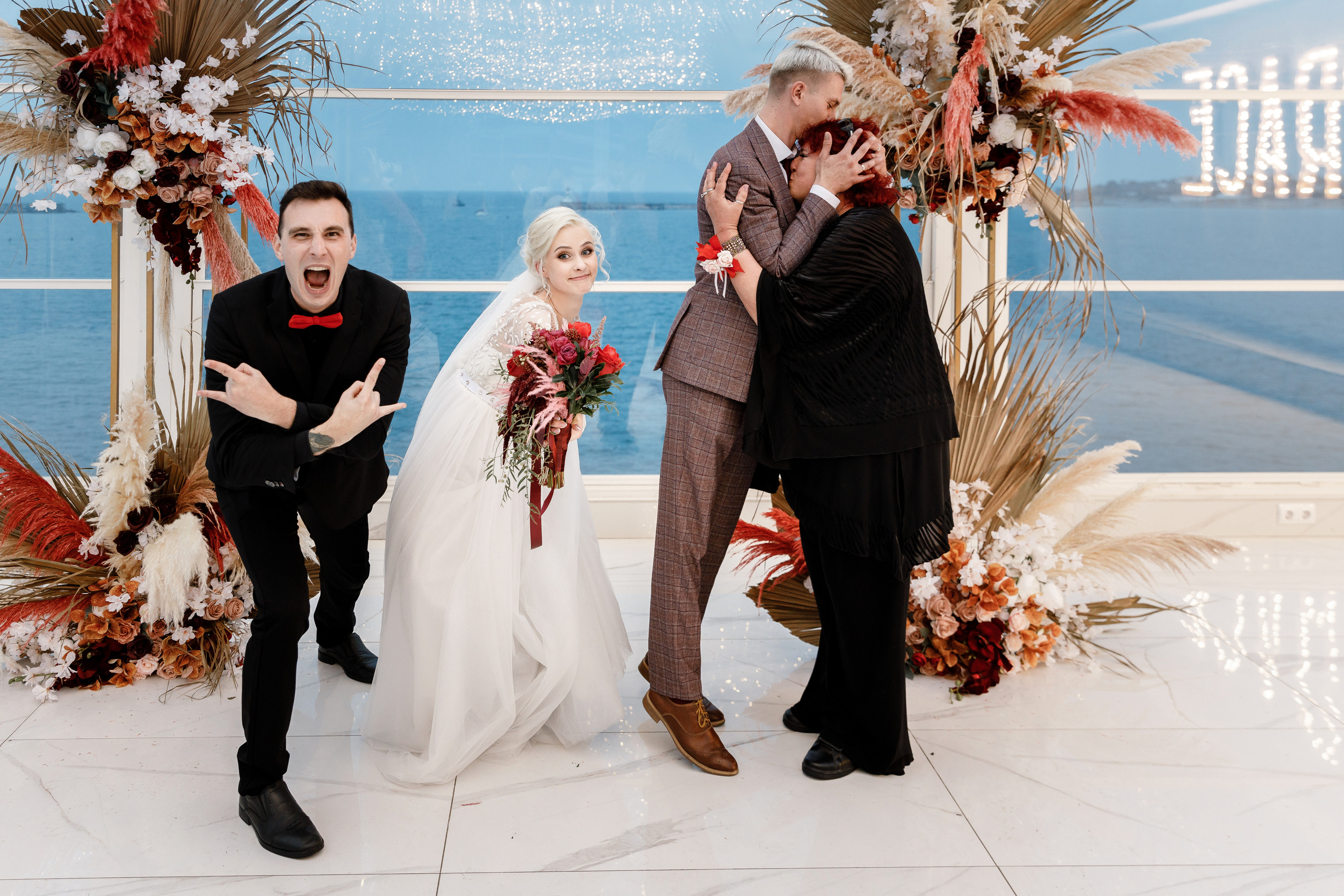 Анонс свадьбы Сергея и Елены. Свадебный фотограф в Крыму и Севастополе Ольга Баскакова