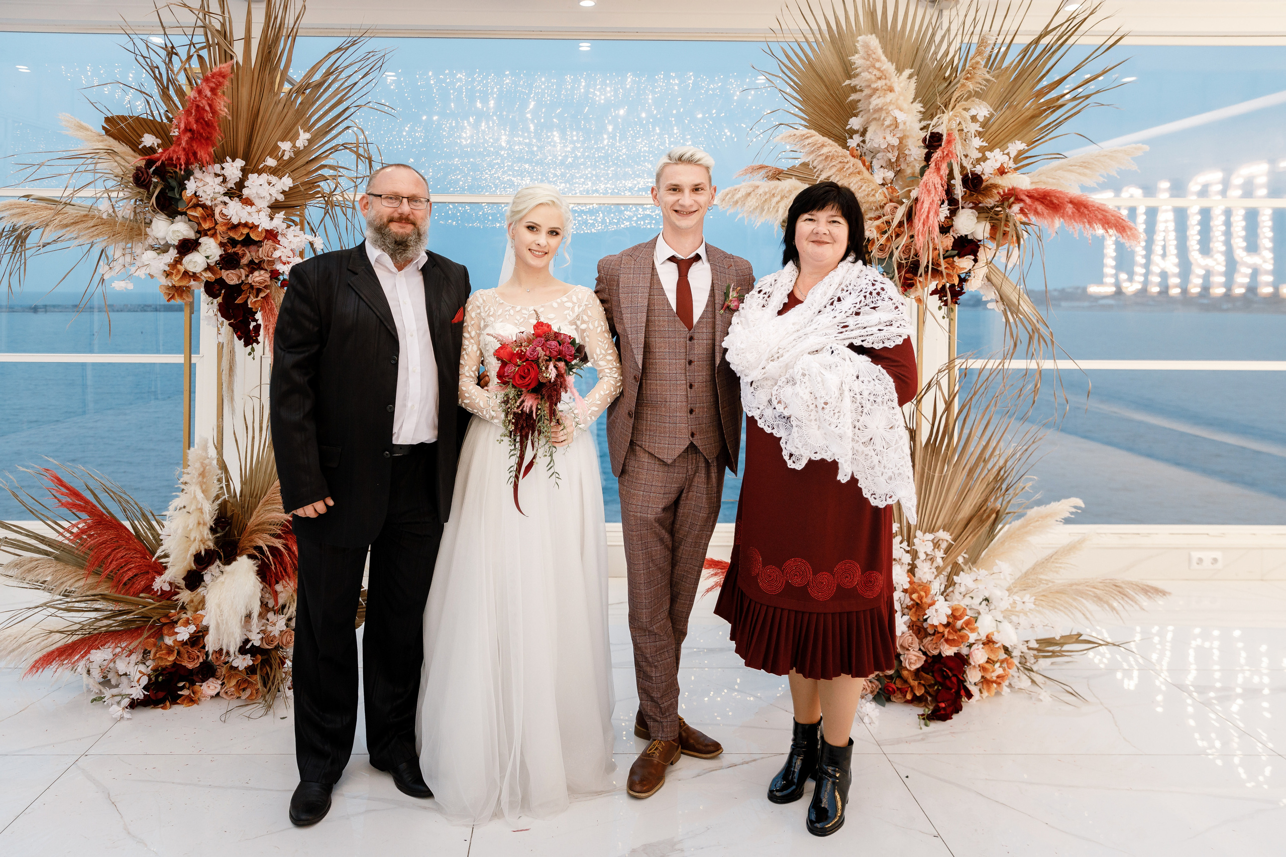 Анонс свадьбы Сергея и Елены. Свадебный фотограф в Крыму и Севастополе Ольга Баскакова