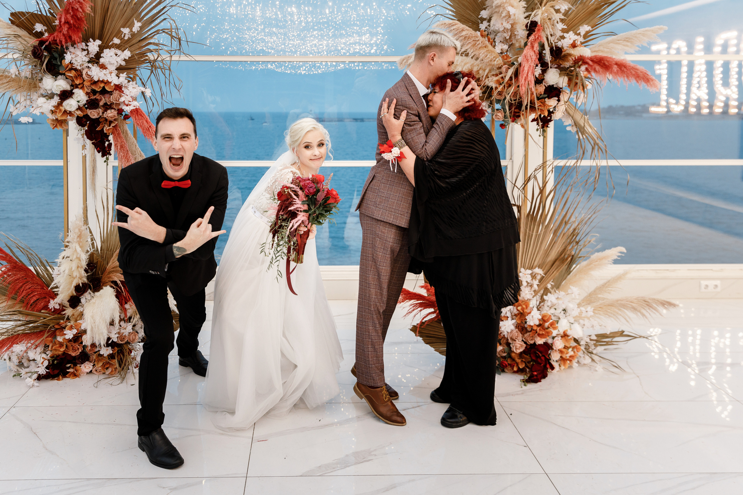 Анонс свадьбы Сергея и Елены. Свадебный фотограф в Крыму и Севастополе Ольга Баскакова