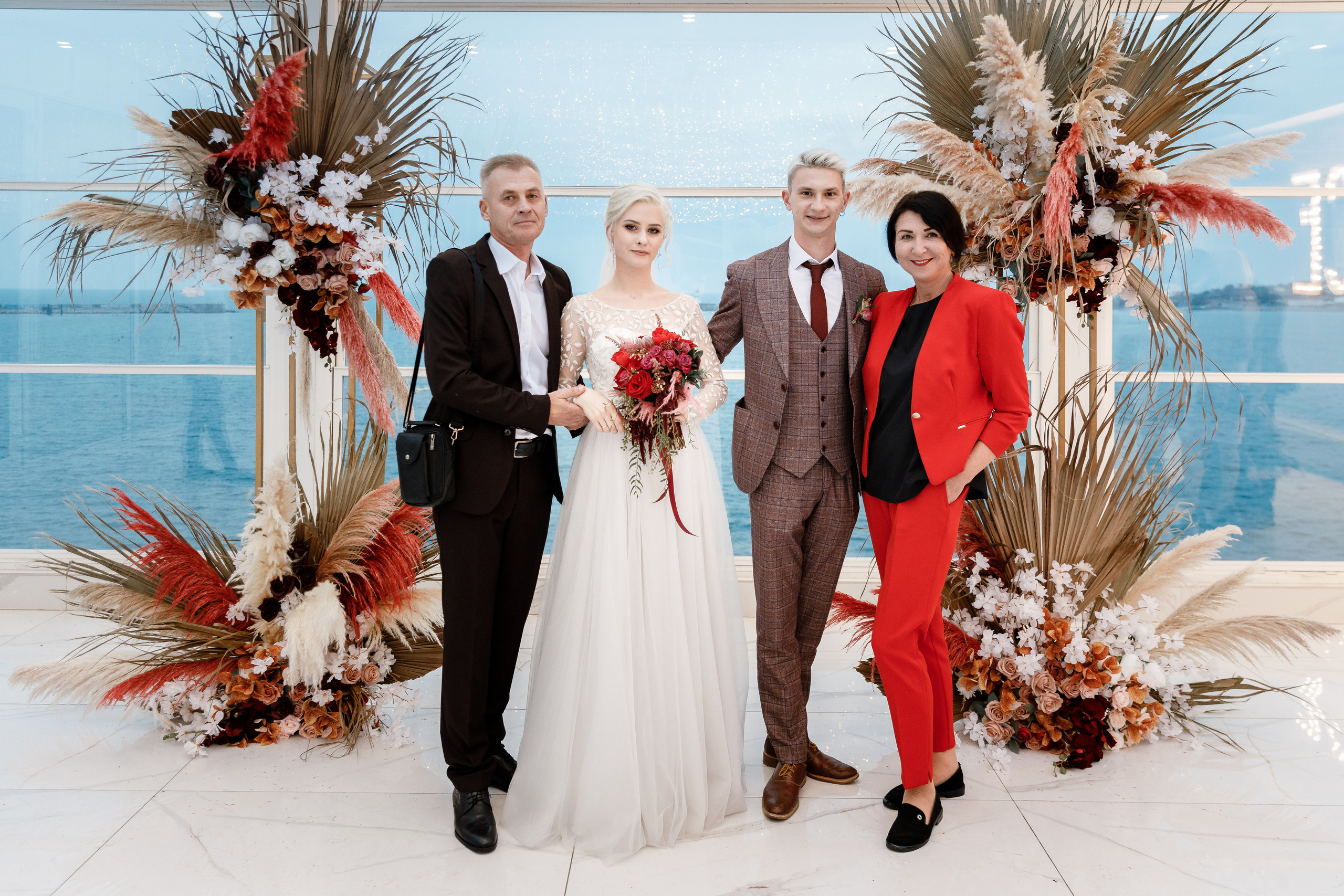 Анонс свадьбы Сергея и Елены. Свадебный фотограф в Крыму и Севастополе Ольга Баскакова