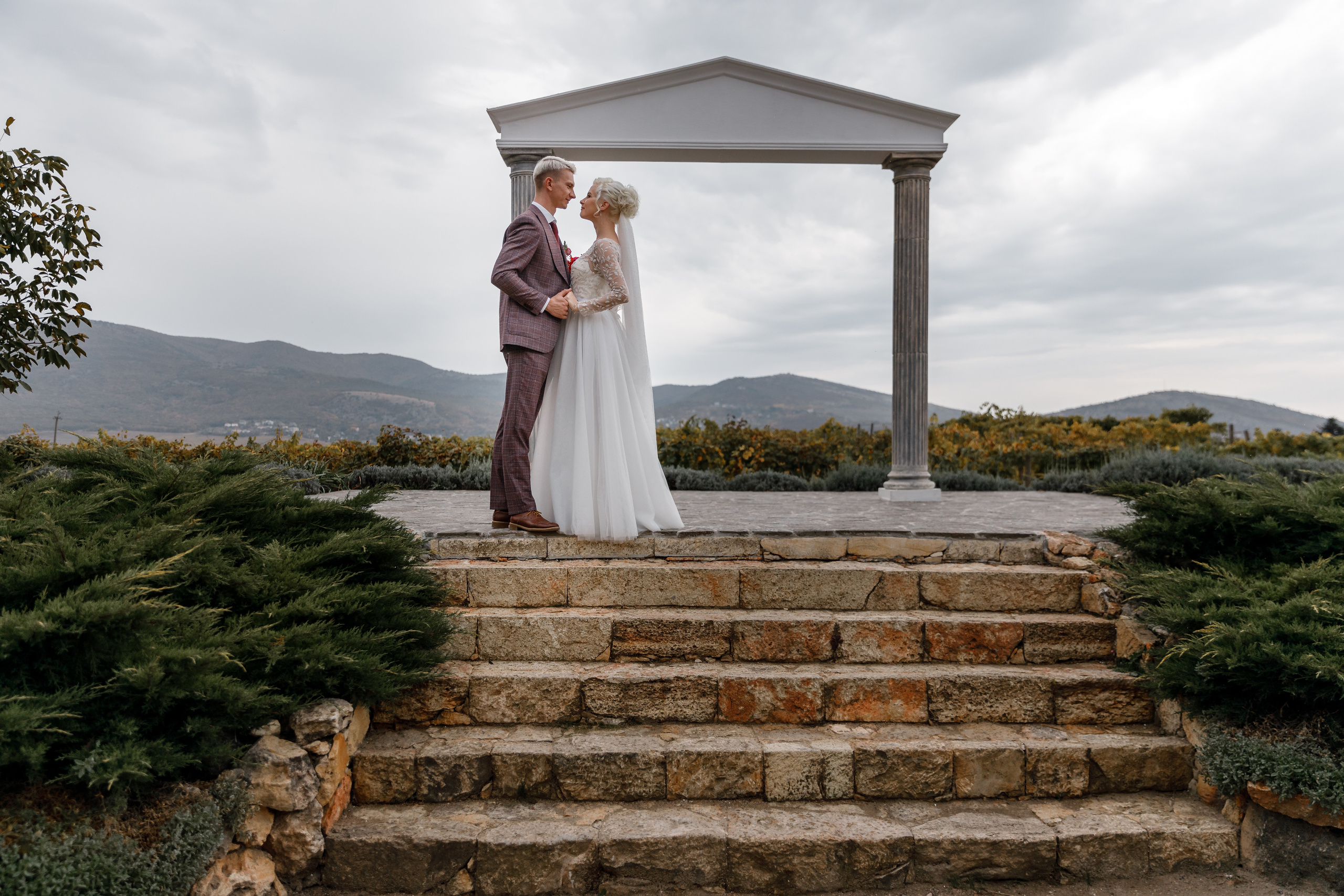 Анонс свадьбы Сергея и Елены. Свадебный фотограф в Крыму и Севастополе Ольга Баскакова