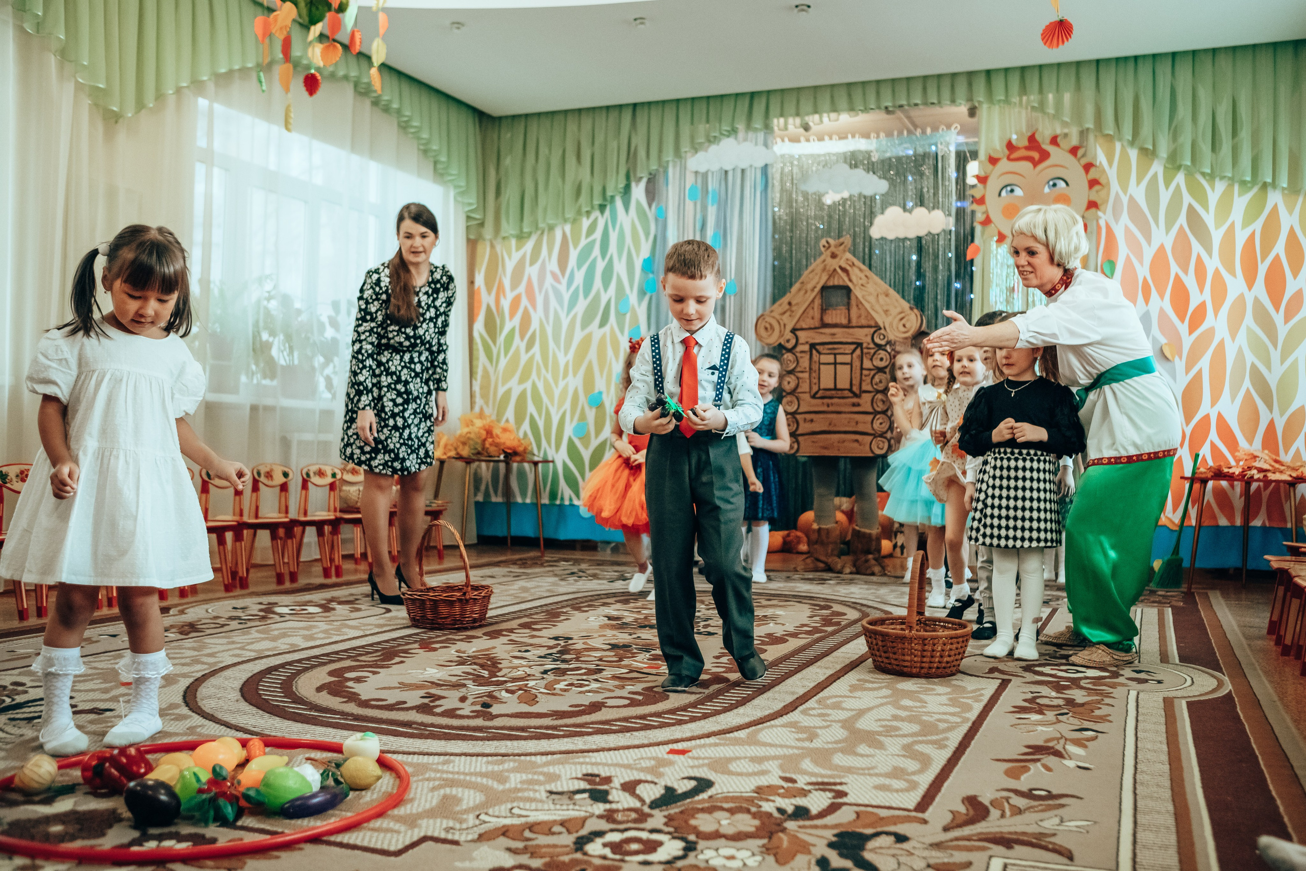 Утренник «Праздник осени». Семейный и детский фотограф в г. Новосибирске Макеева Анастасия