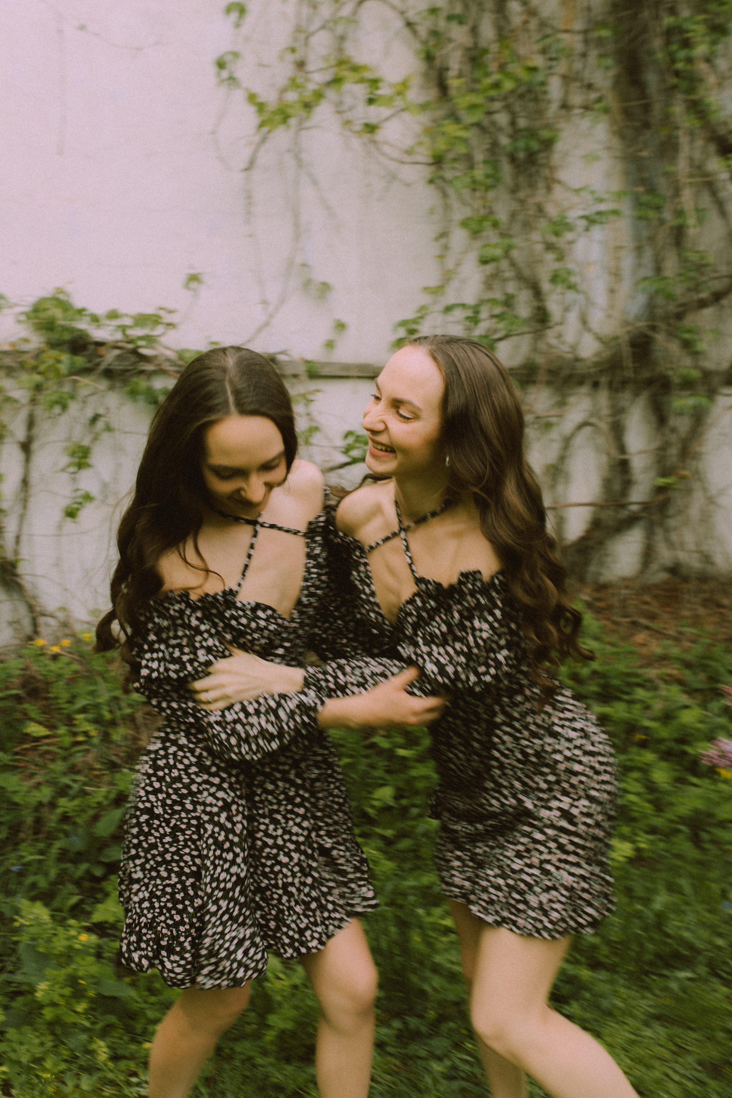 Вероника и Вика. Фотограф Ионова Анастасия, г Владивосток